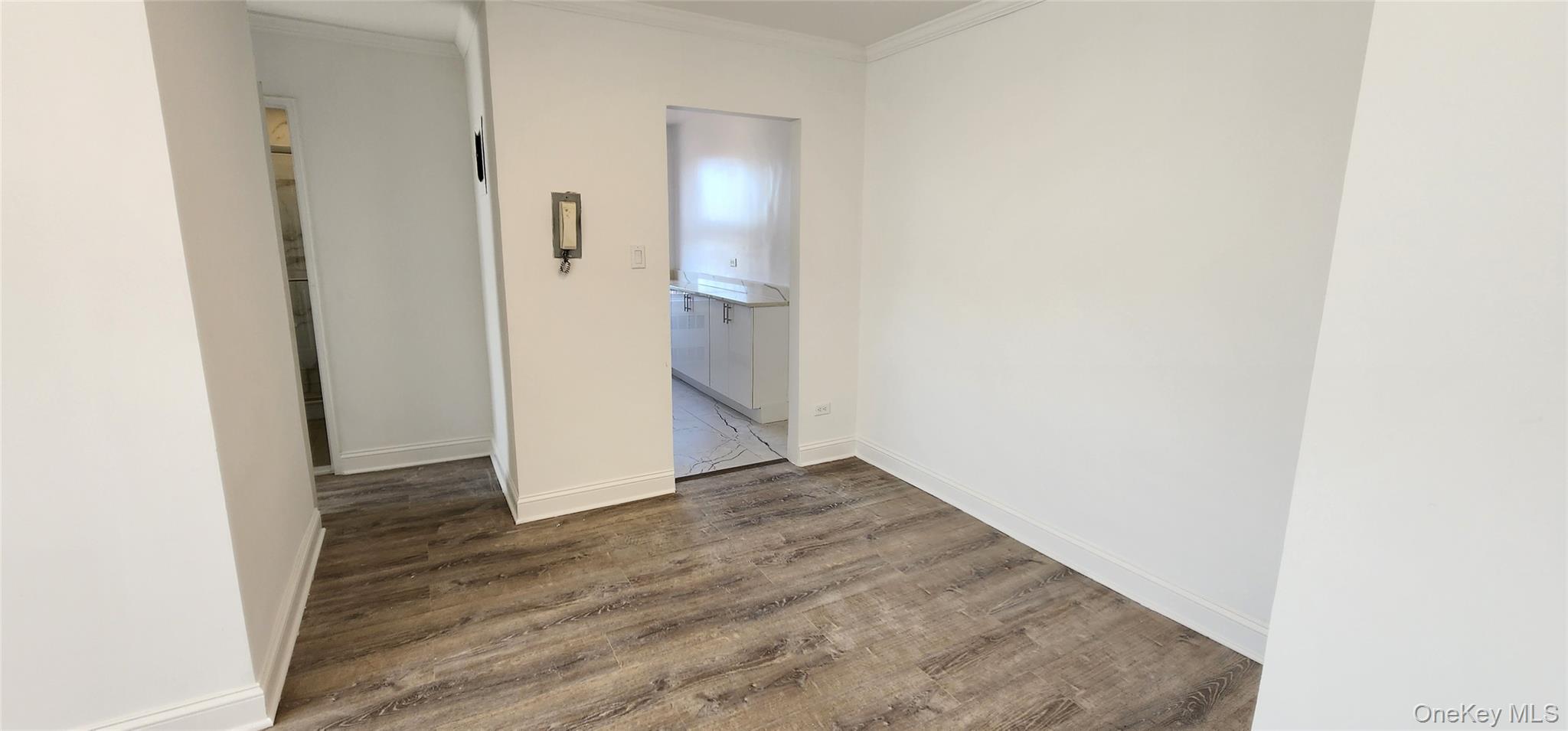 #6 photo, 222-89 Braddock Ave, クイーンズ区 Bellerose , NY 11428