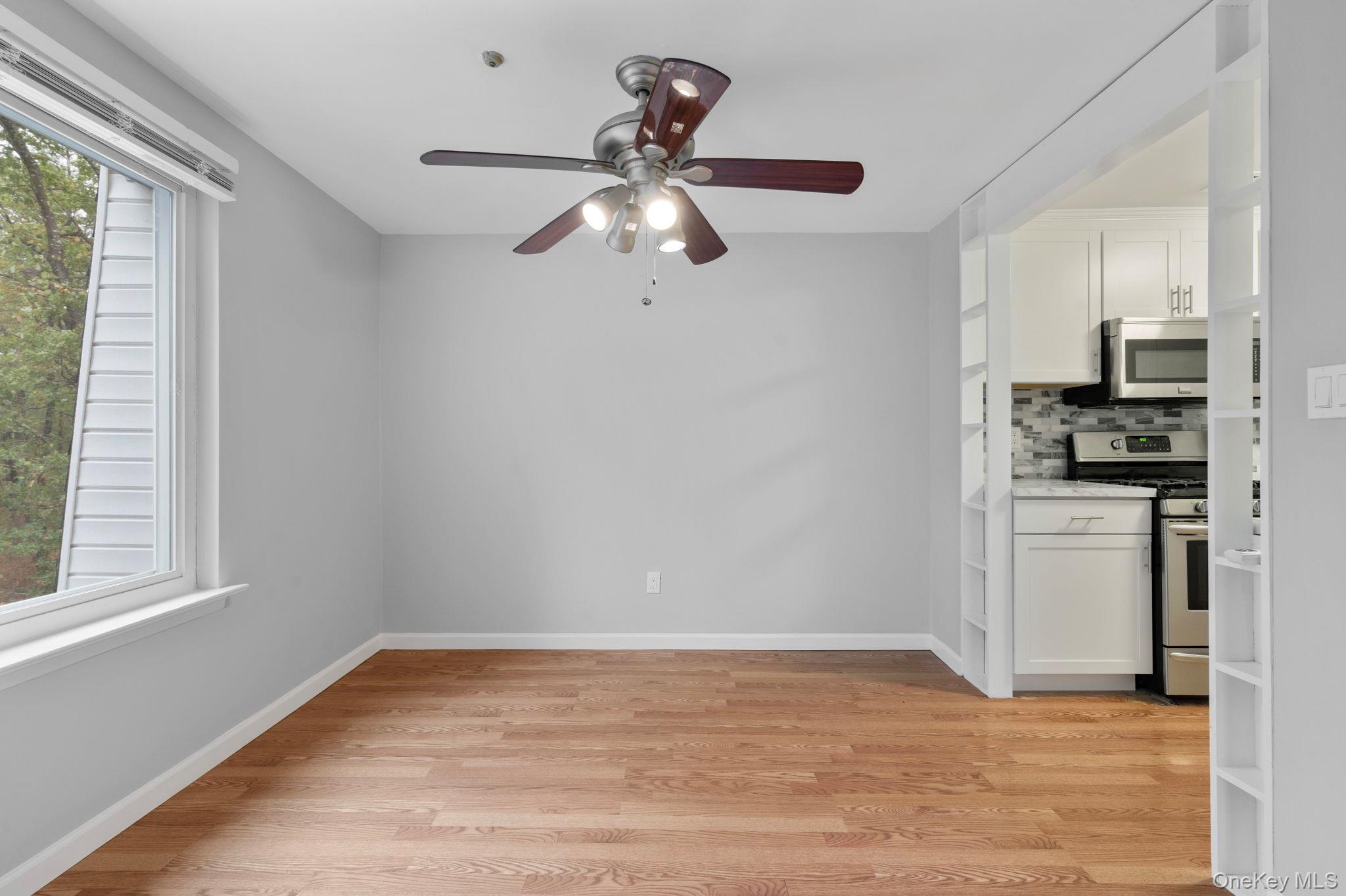 #13 photo, 497 Daryl Drive, サフォーク郡 Medford , NY 11763