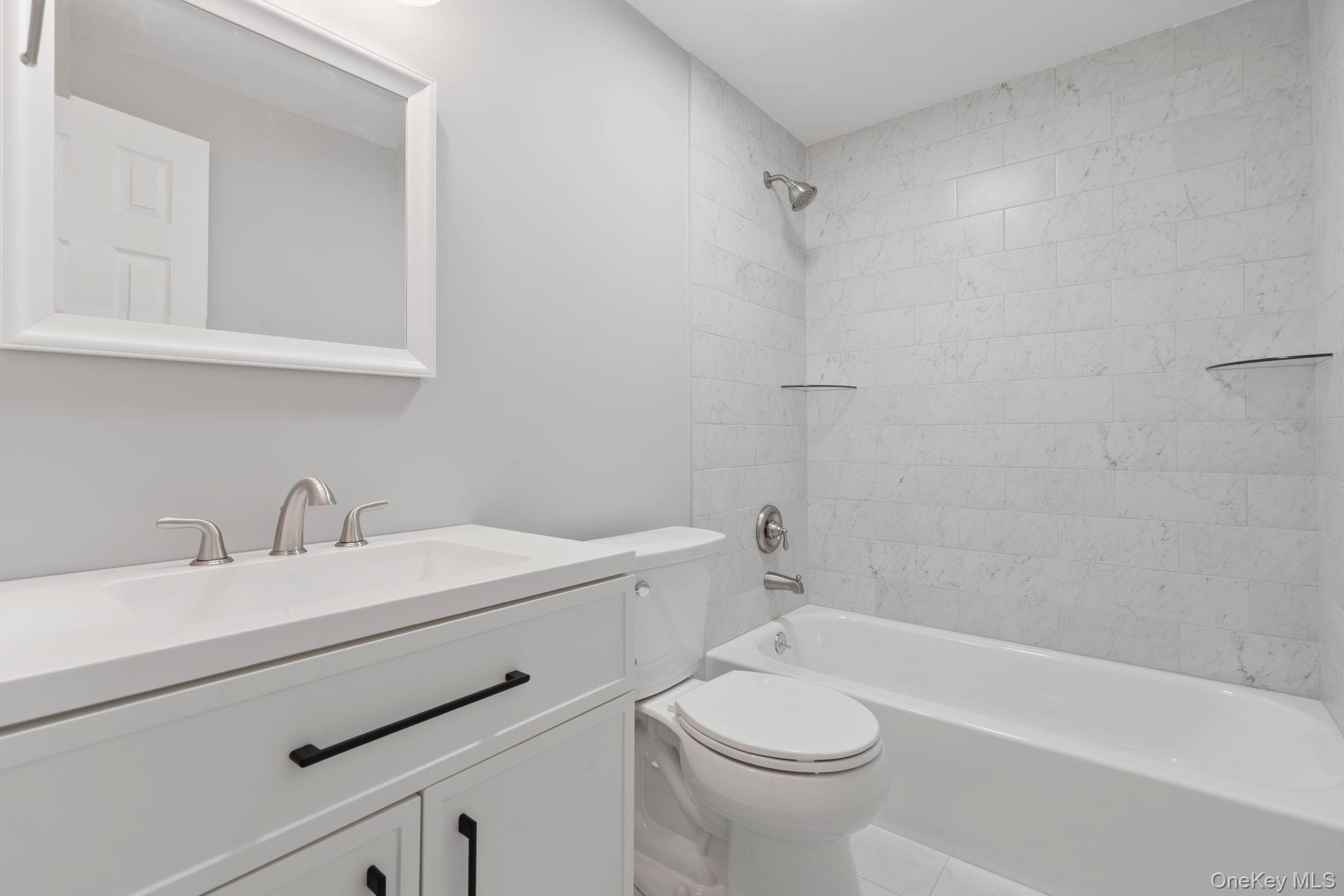 #16 photo, 497 Daryl Drive, サフォーク郡 Medford , NY 11763