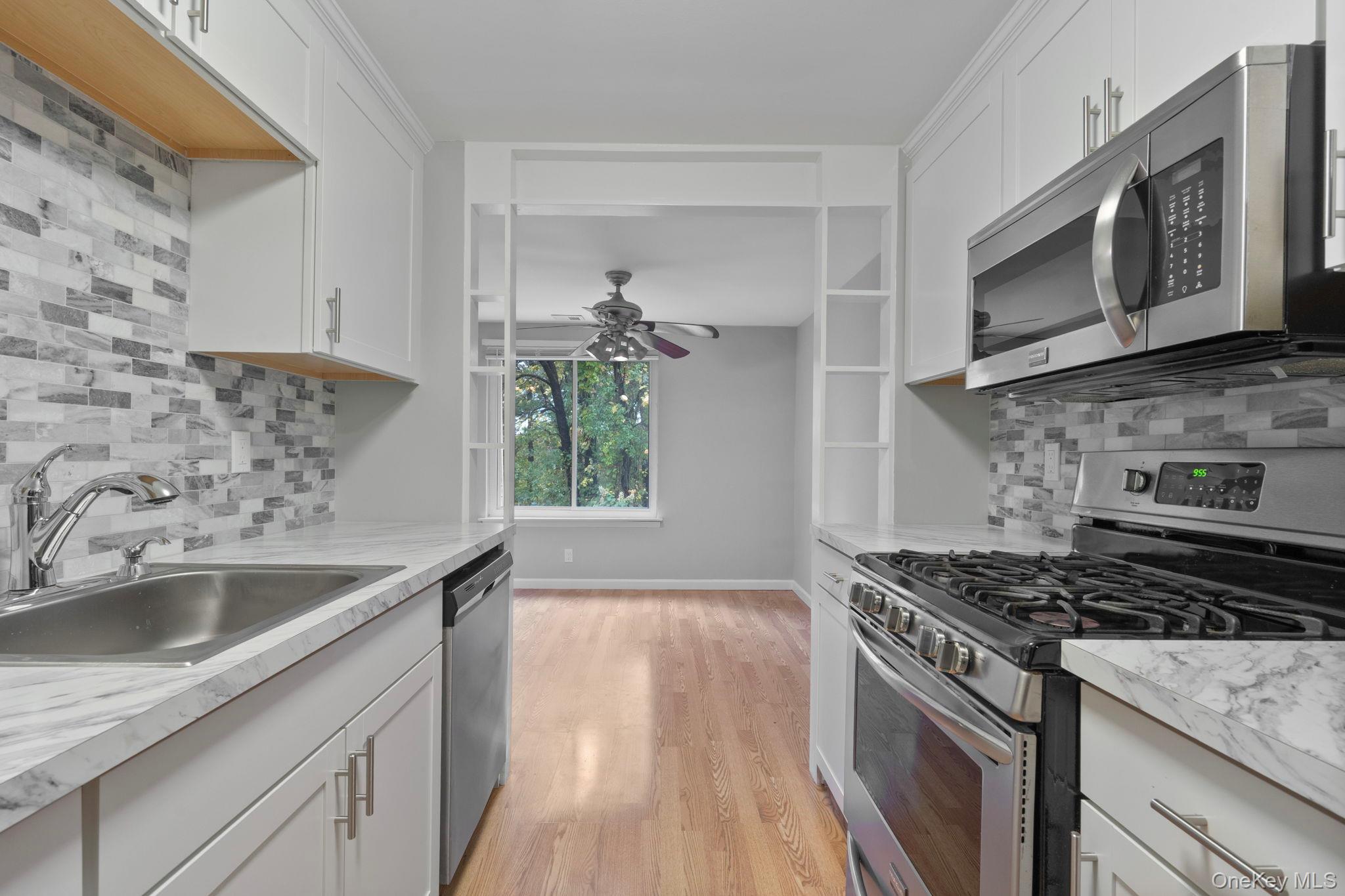 #6 photo, 497 Daryl Drive, サフォーク郡 Medford , NY 11763