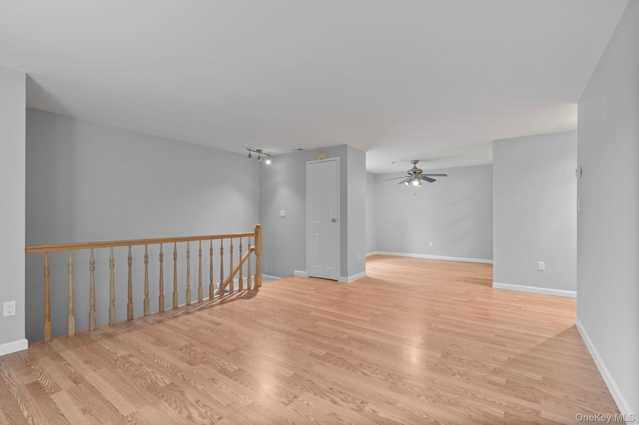 #9 photo, 497 Daryl Drive, サフォーク郡 Medford , NY 11763