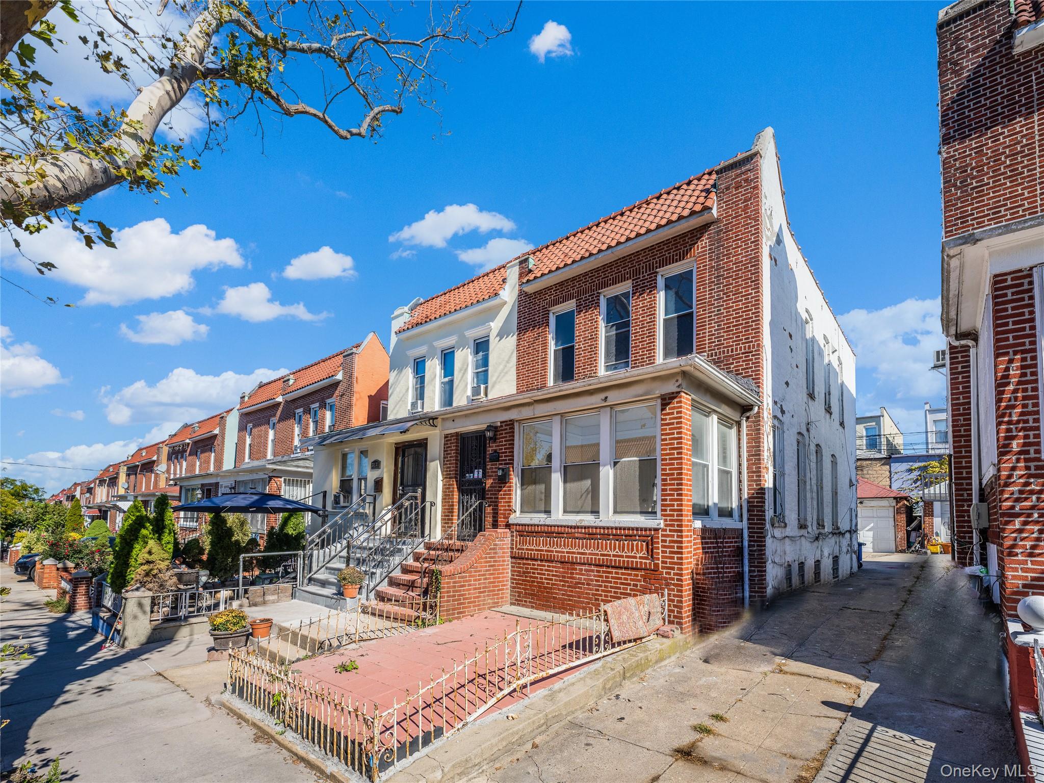 #3 photo, 31-39 84th Street, クイーンズ区 Jackson Heights , NY 11370