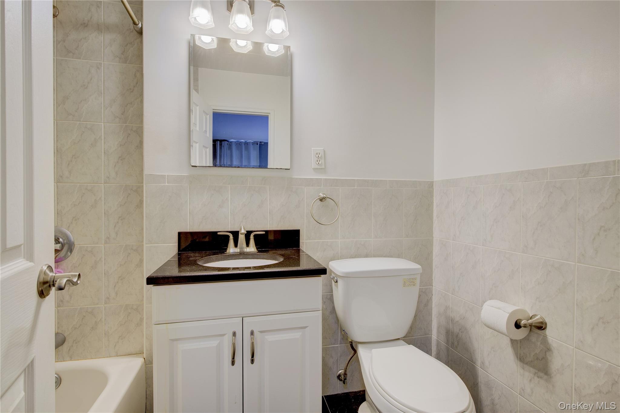 #11 photo, 370 W Broadway, ナッソー郡 Long Beach , NY 11561