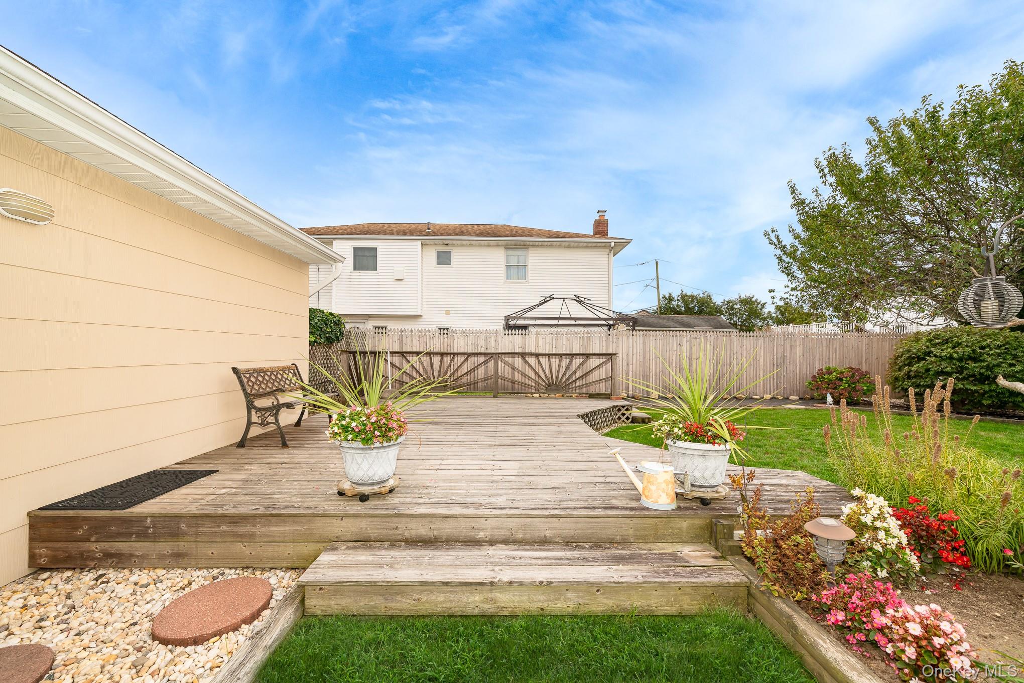 #19 photo, 349 Lido Parkway, サフォーク郡 Lindenhurst , NY 11757