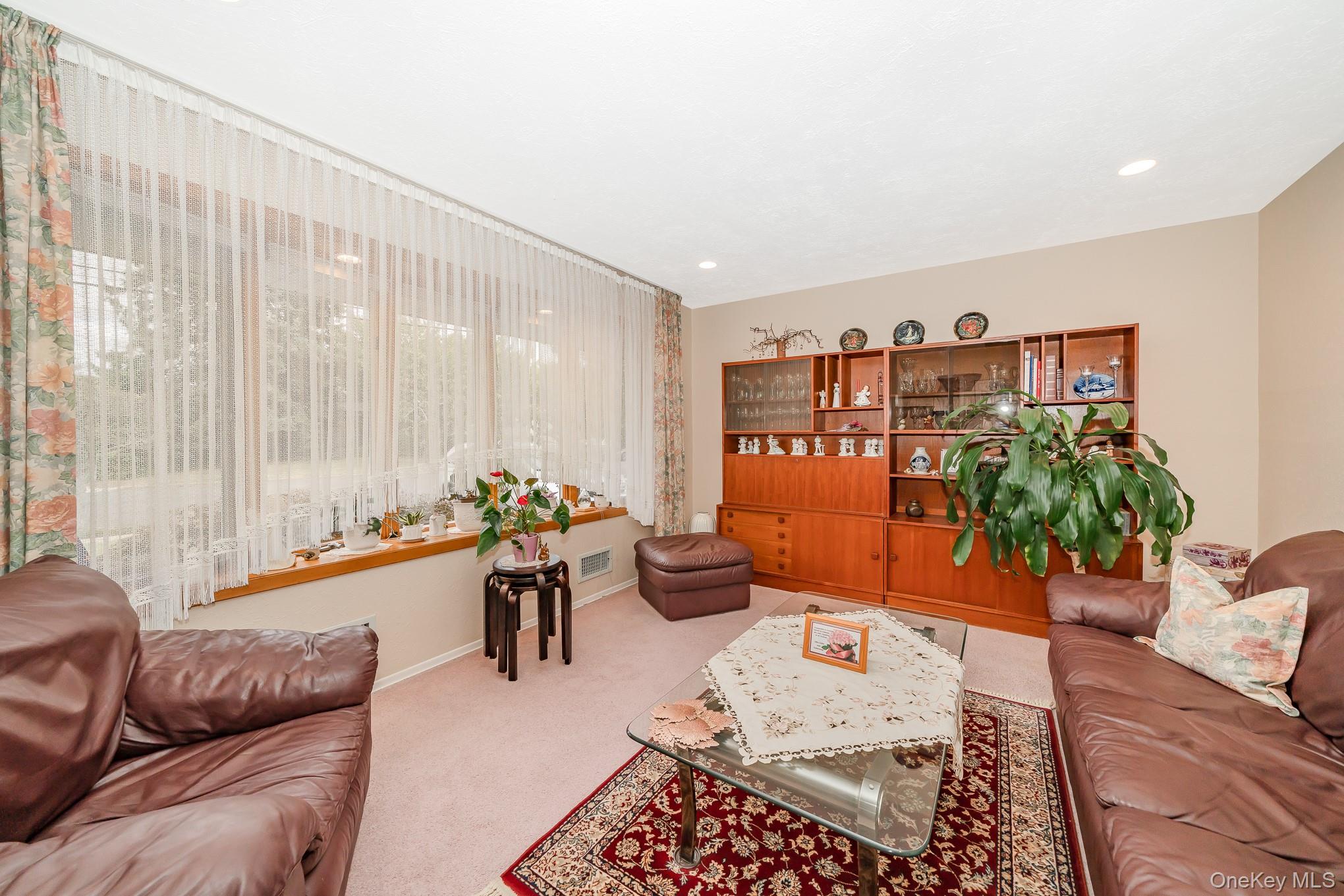 #4 photo, 349 Lido Parkway, サフォーク郡 Lindenhurst , NY 11757