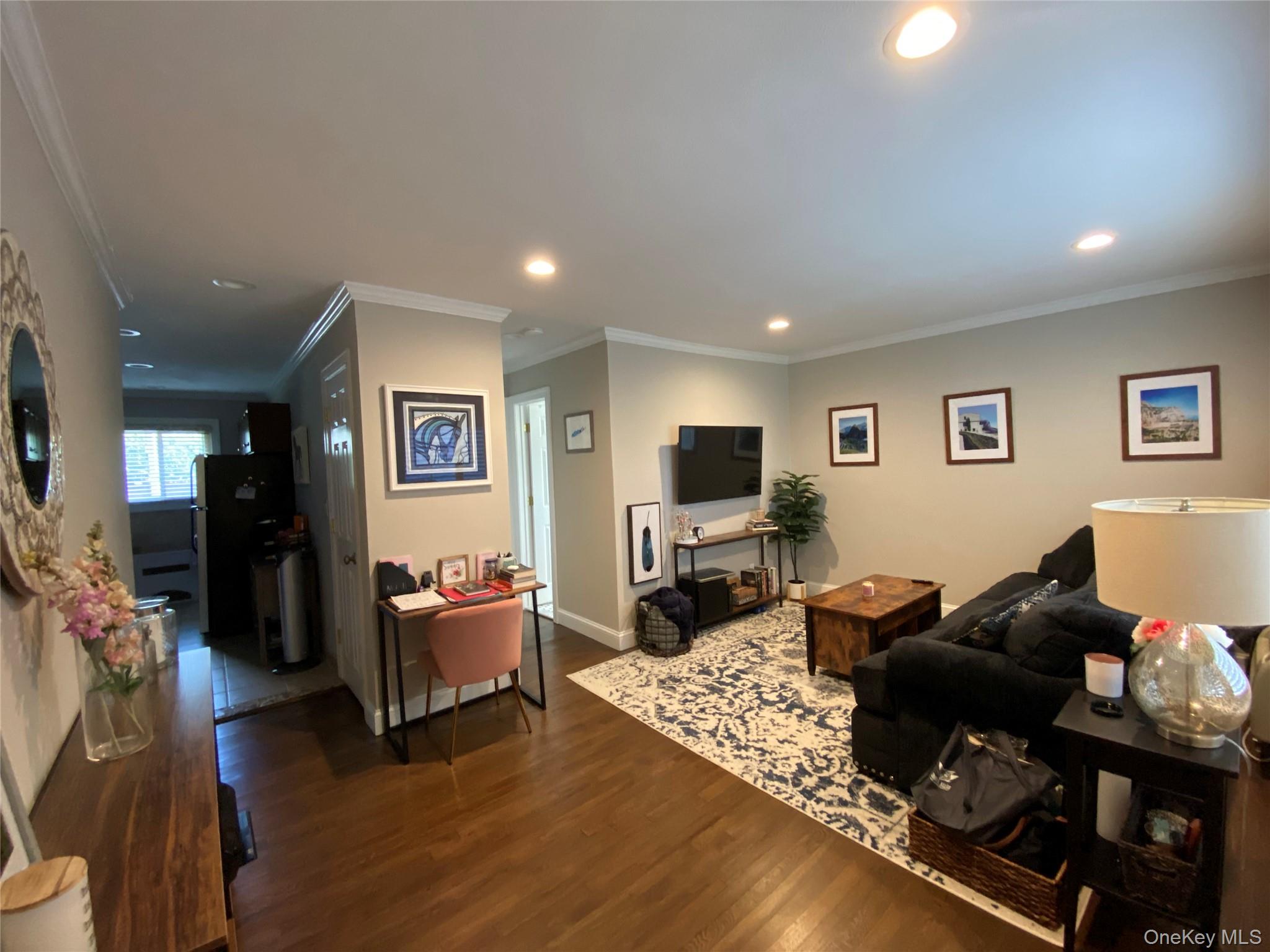 #2 photo, 326 Edmunton Drive, サフォーク郡 North Babylon , NY 11703