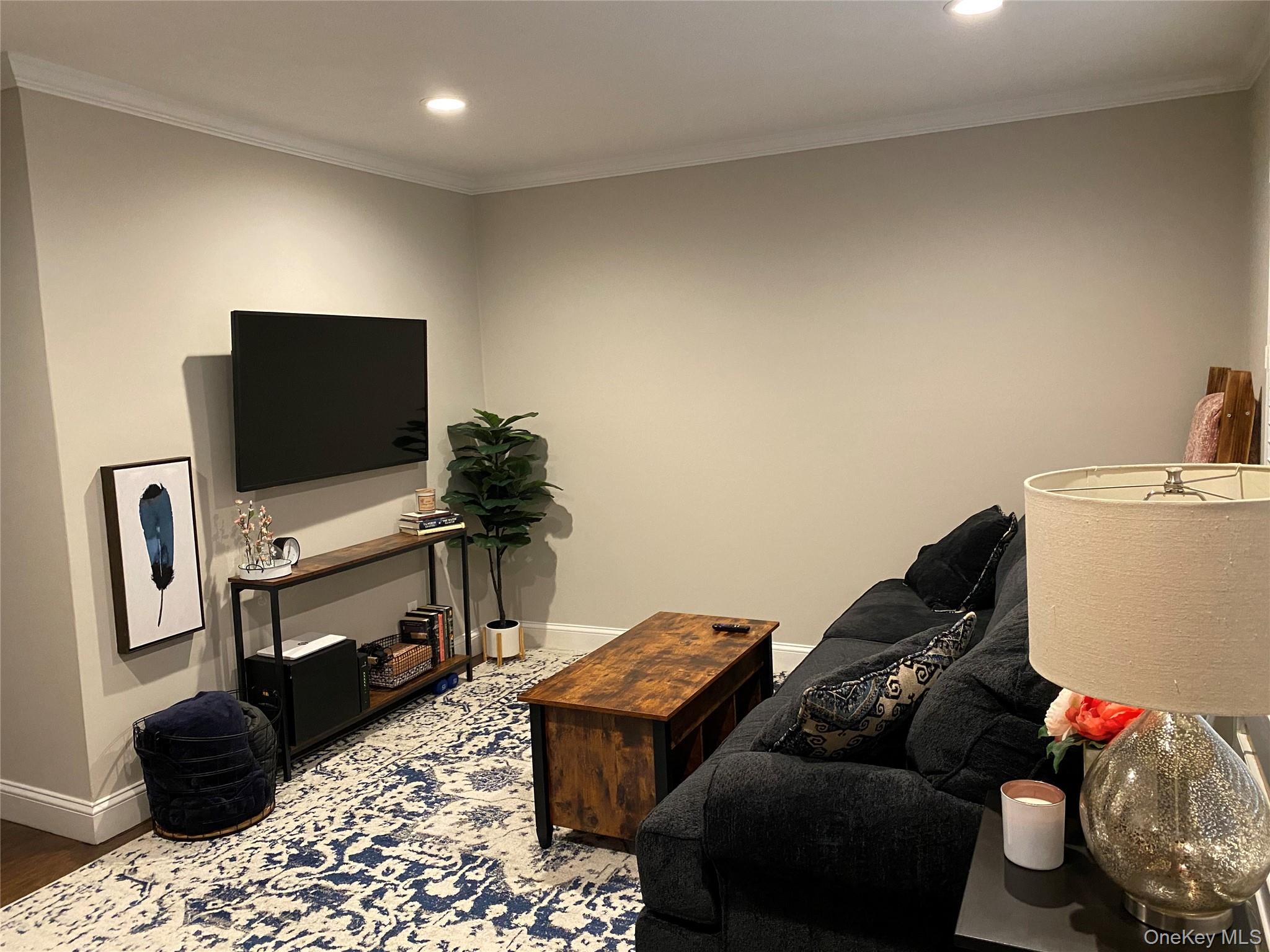 #3 photo, 326 Edmunton Drive, サフォーク郡 North Babylon , NY 11703