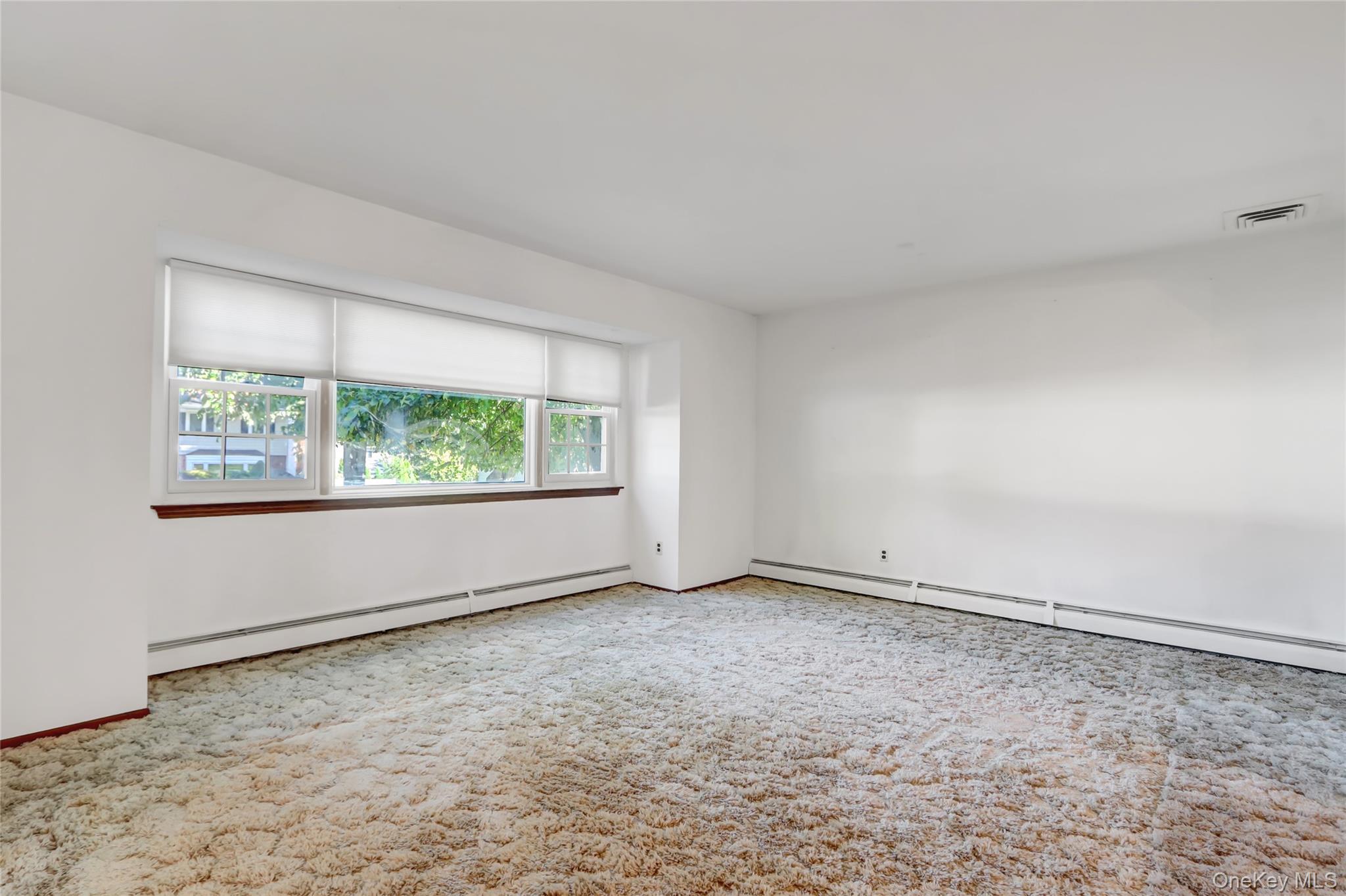 #3 photo, 82 Barry Lane, ナッソー郡 Syosset , NY 11791