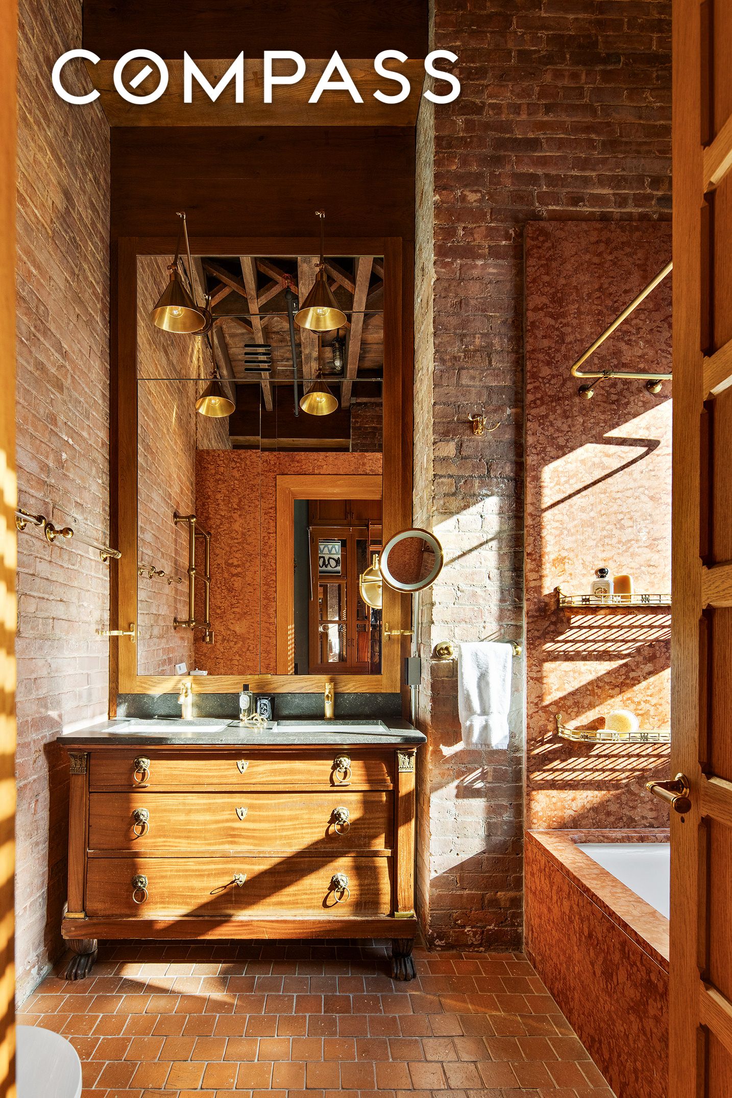 #12 photo, 21 Bond Street, マンハッタン NoHo , NY 10012