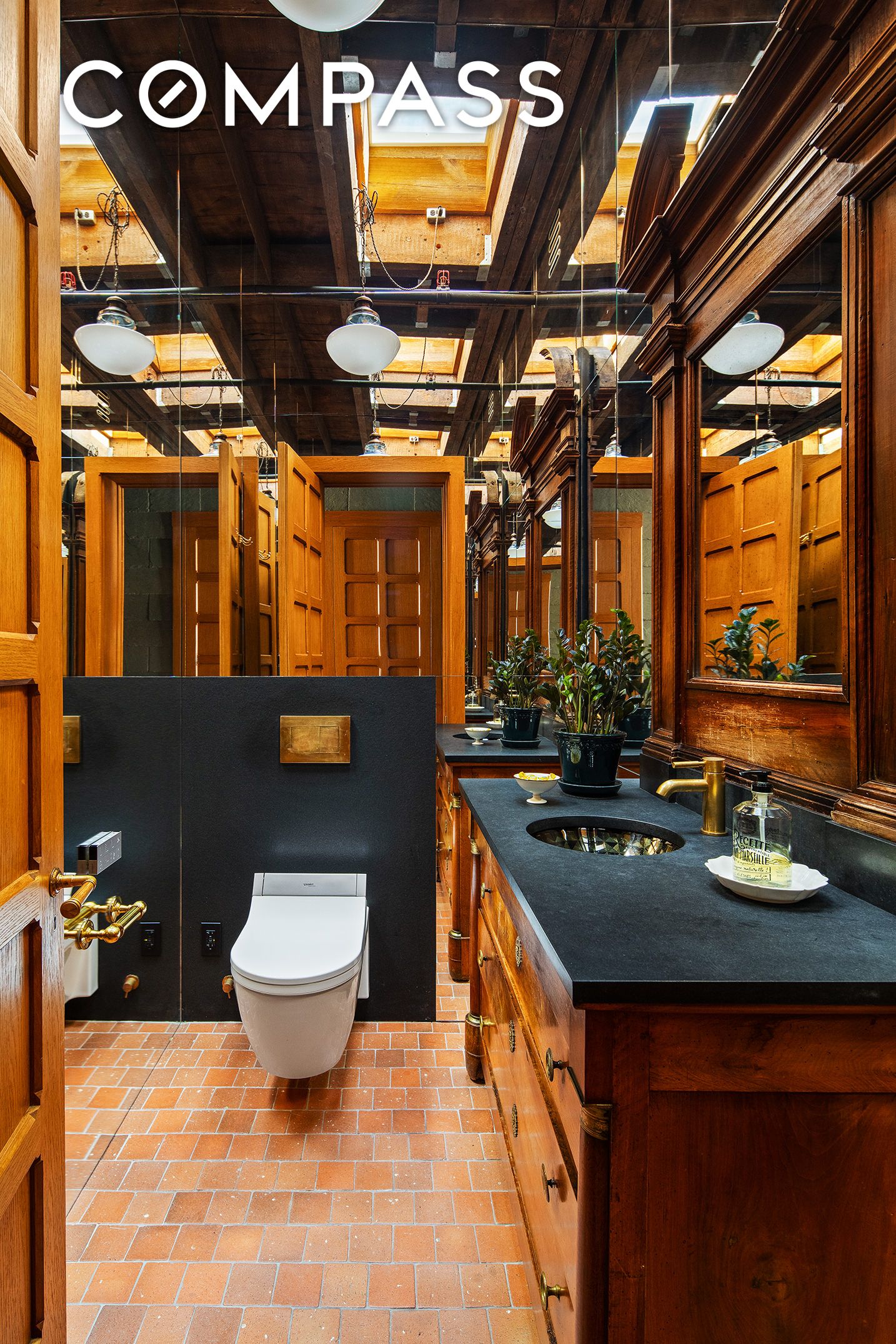 #18 photo, 21 Bond Street, マンハッタン NoHo , NY 10012