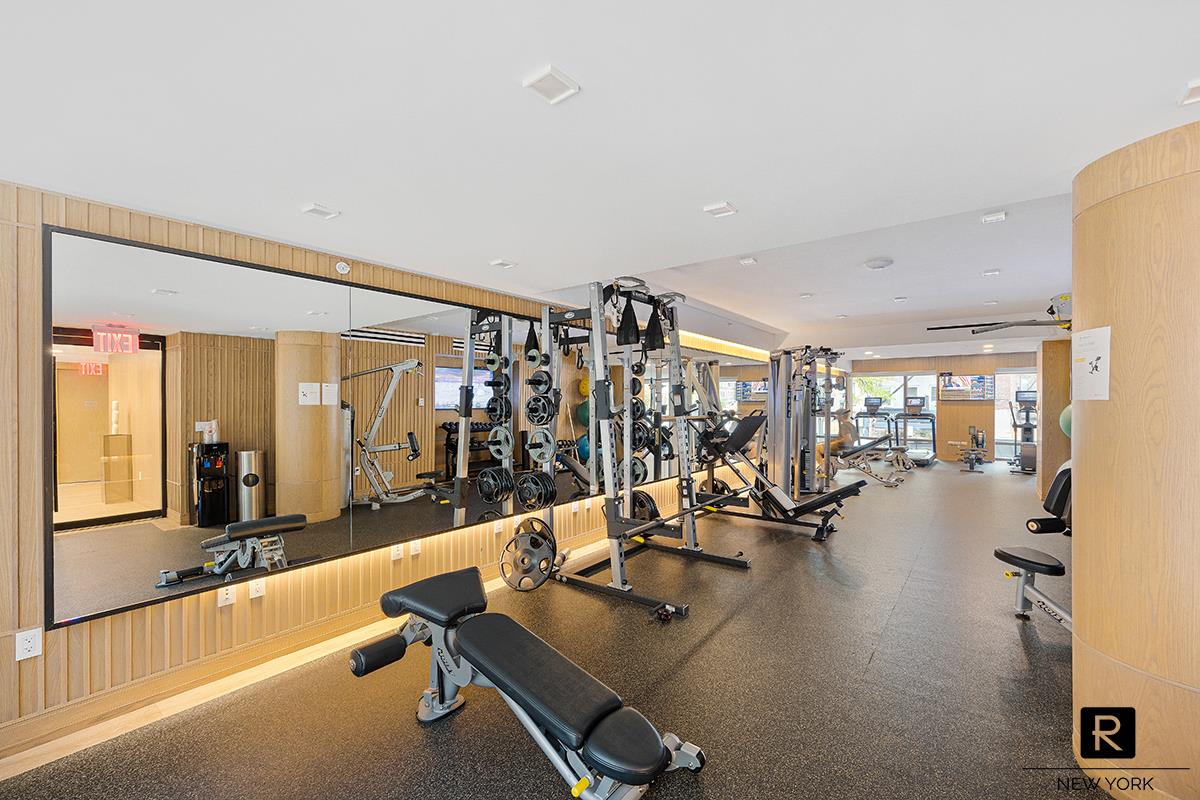 #8 photo, New York City, マンハッタン Gramercy Park , NY 10010