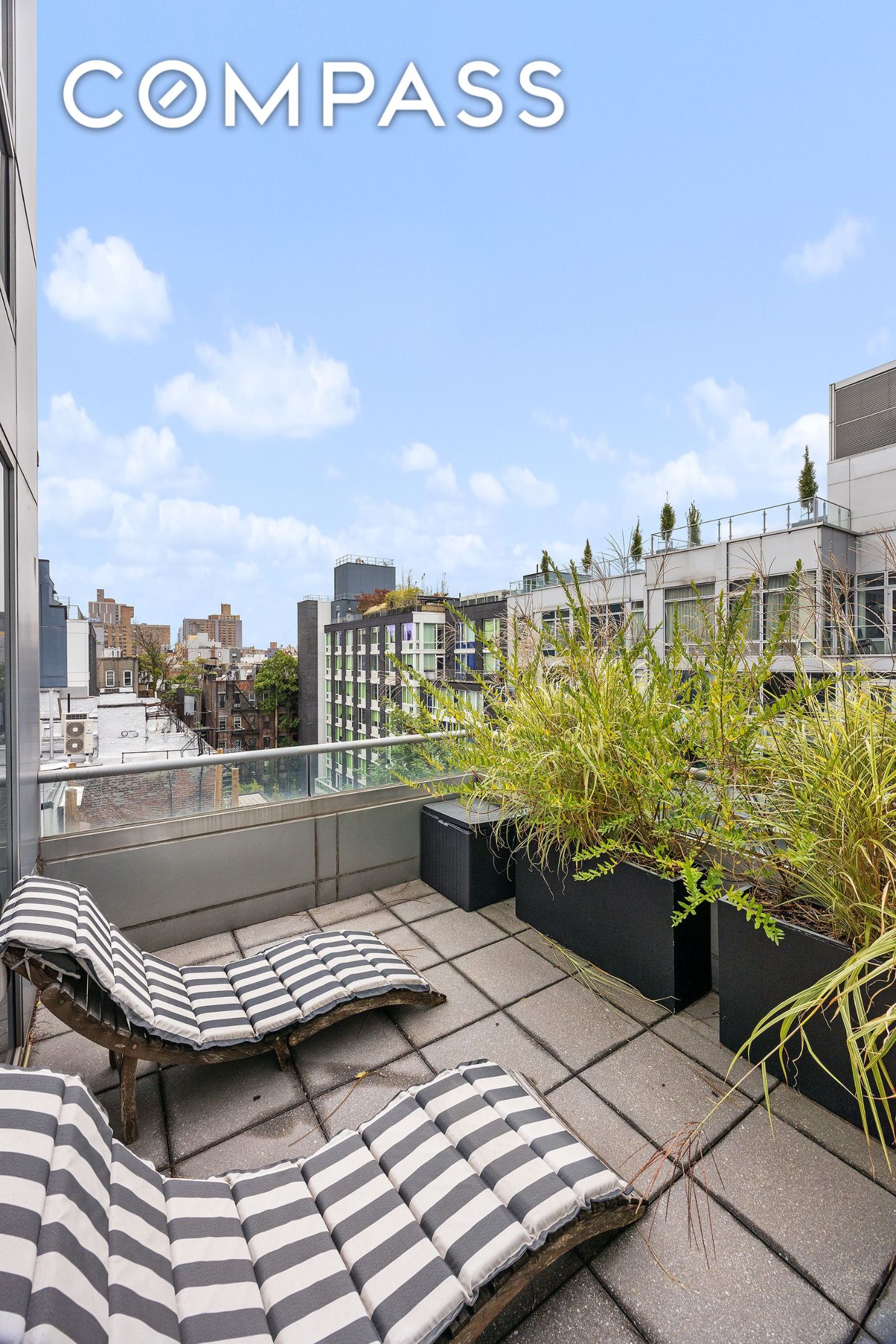 #15 photo, 425 E 13th Street, マンハッタン East Village , NY 10009