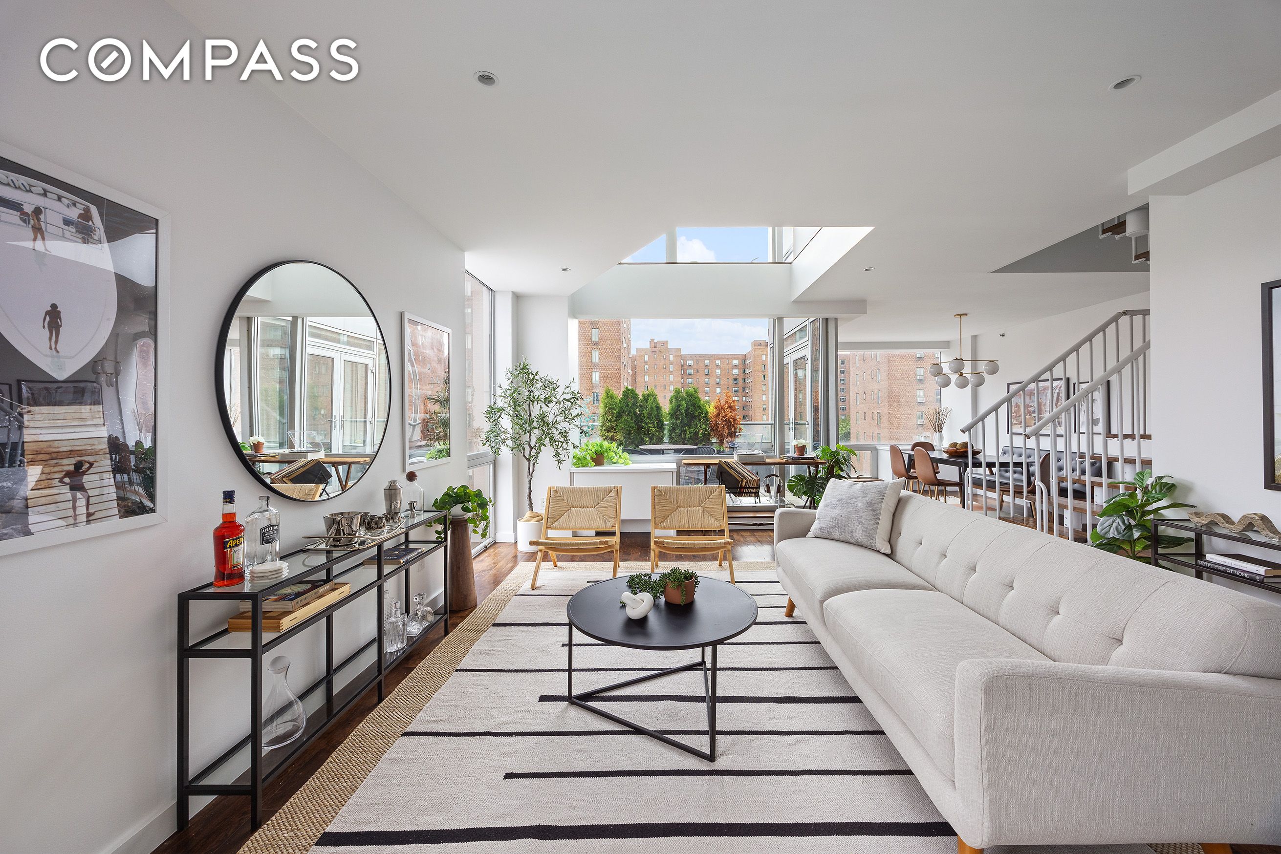 #3 photo, 425 E 13th Street, マンハッタン East Village , NY 10009