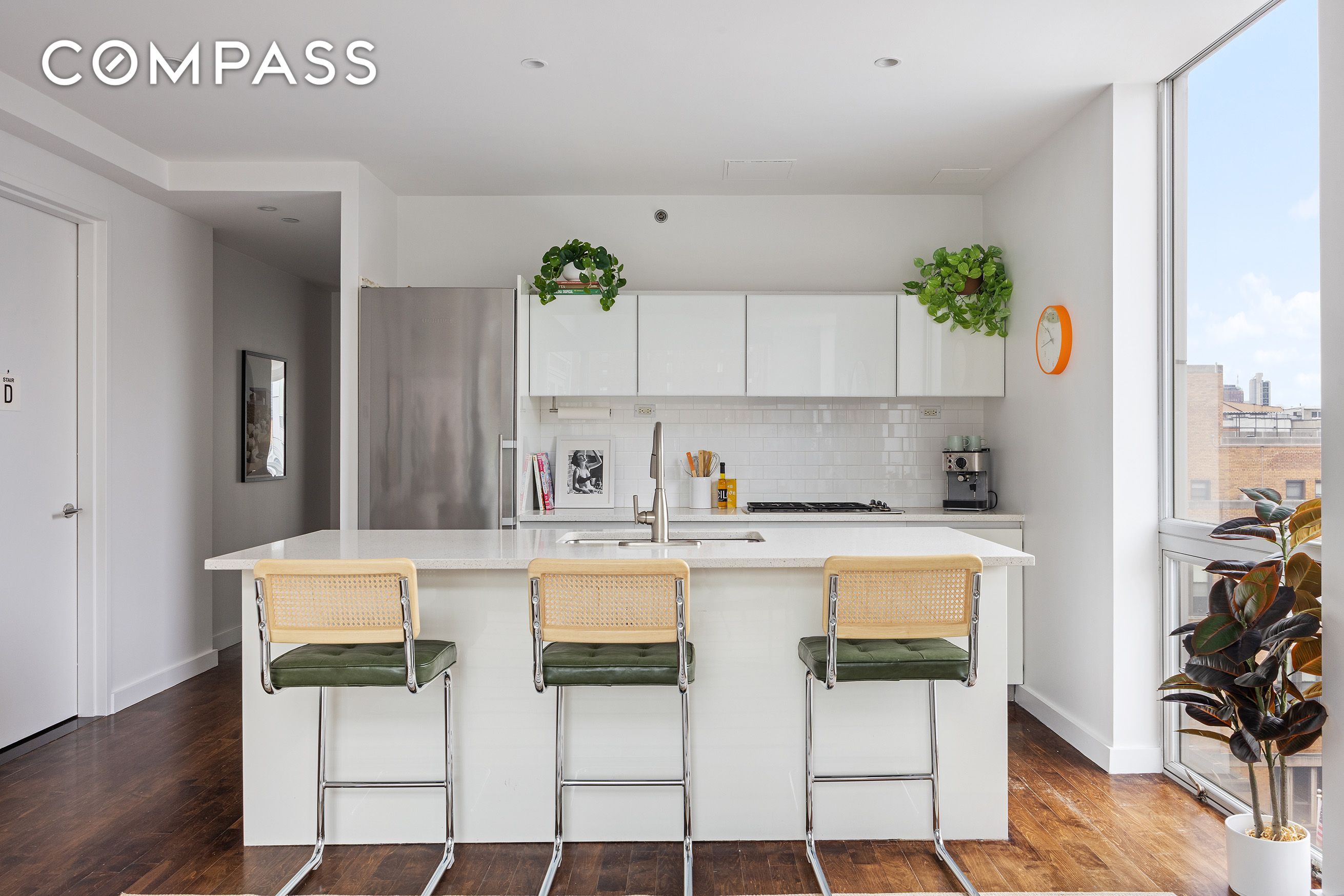 #7 photo, 425 E 13th Street, マンハッタン East Village , NY 10009