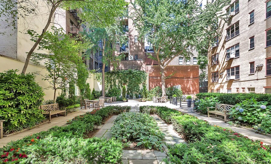 #12 photo, 235 E 22ND Street, マンハッタン Gramercy Park , NY 10010