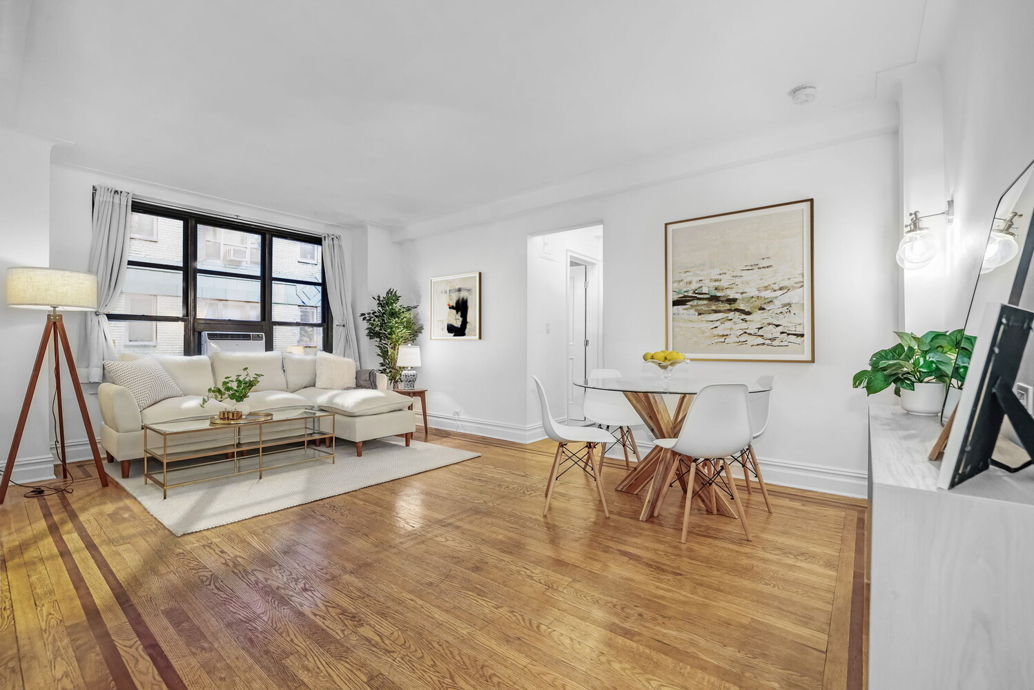 #5 photo, 235 E 22ND Street, マンハッタン Gramercy Park , NY 10010