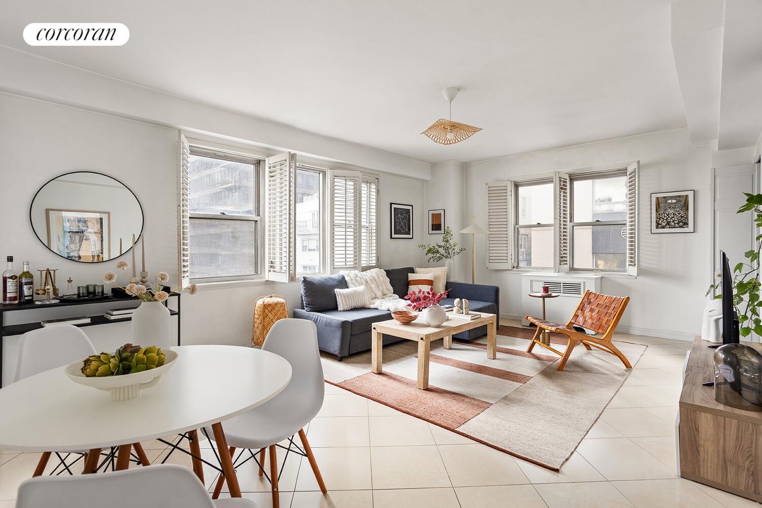 #1 photo, 310 E 49TH Street, マンハッタン Turtle Bay , NY 10017