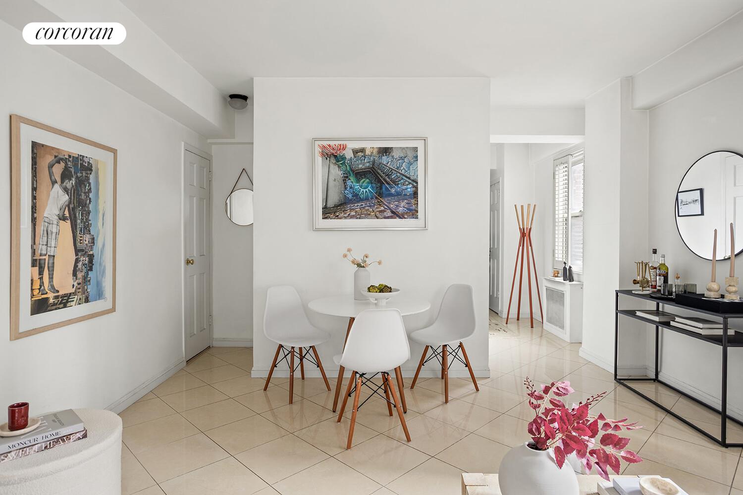 #4 photo, 310 E 49TH Street, マンハッタン Turtle Bay , NY 10017