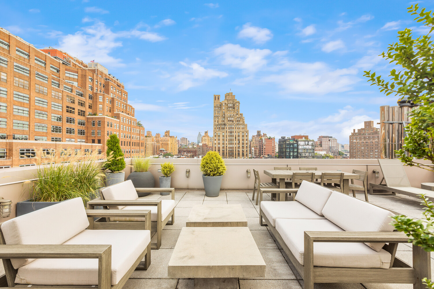 #15 photo, 333 W 14TH Street, Chelsea , NY 10014