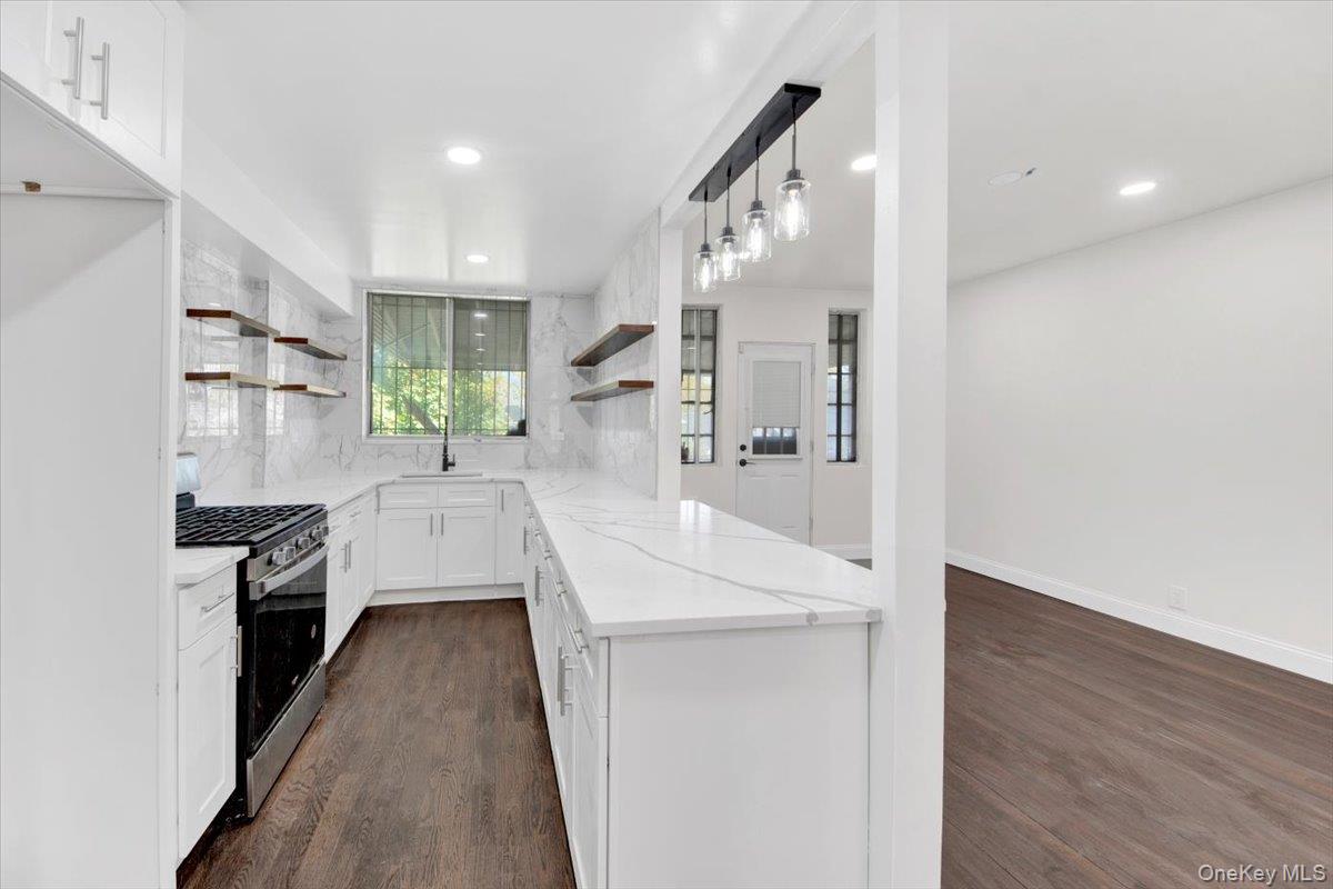 #3 photo, 4126 Gunther Avenue, ブロンクス区 Bronx , NY 10466