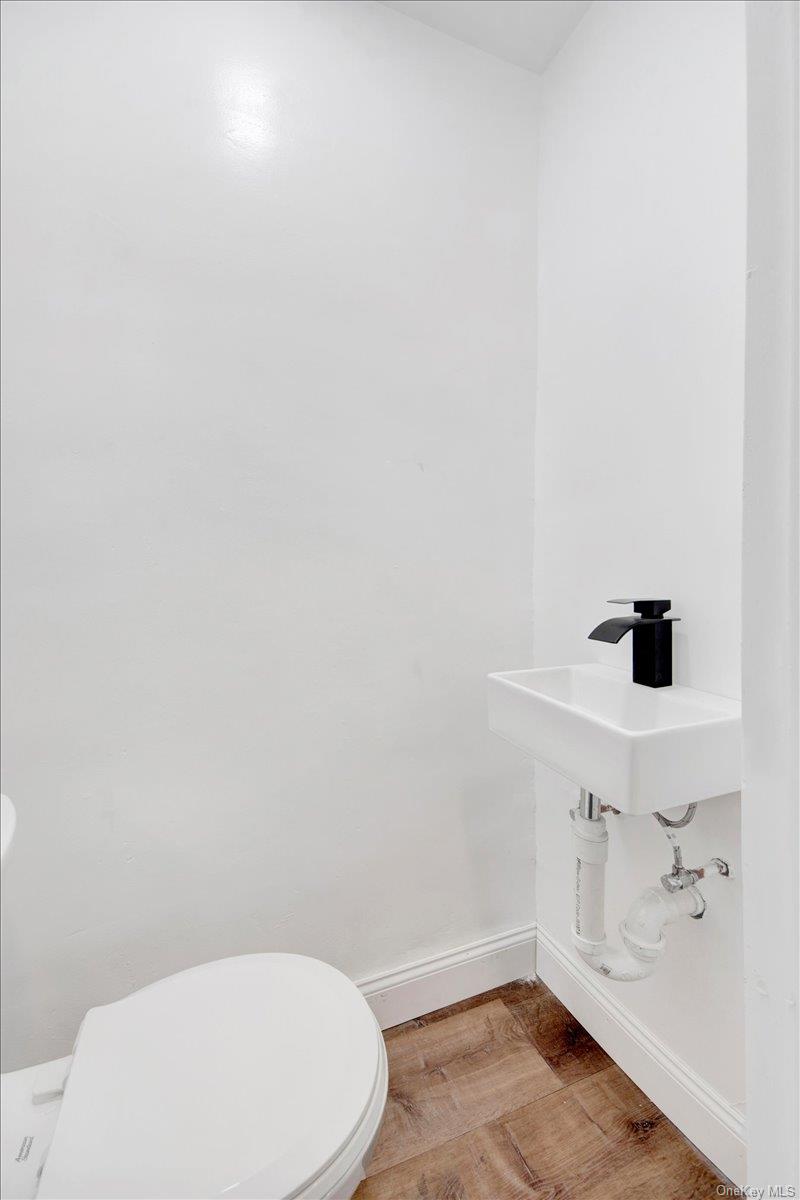 #6 photo, 4126 Gunther Avenue, ブロンクス区 Bronx , NY 10466