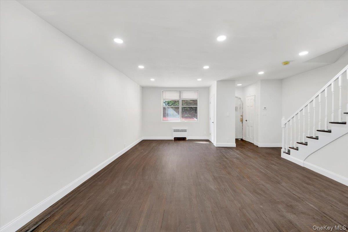 #7 photo, 4126 Gunther Avenue, ブロンクス区 Bronx , NY 10466