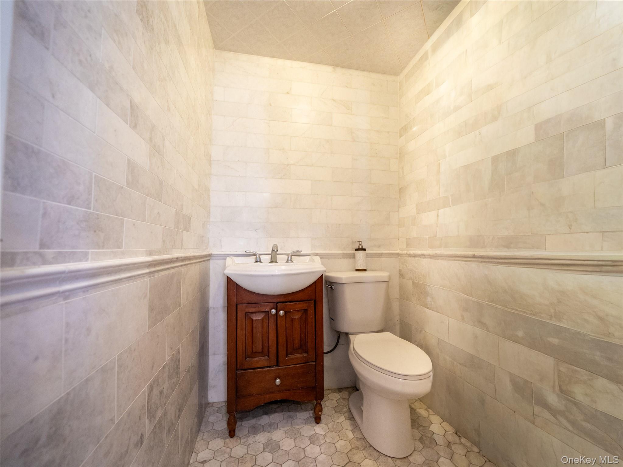 #6 photo, 544 Route 6, Mahopac , NY 10541