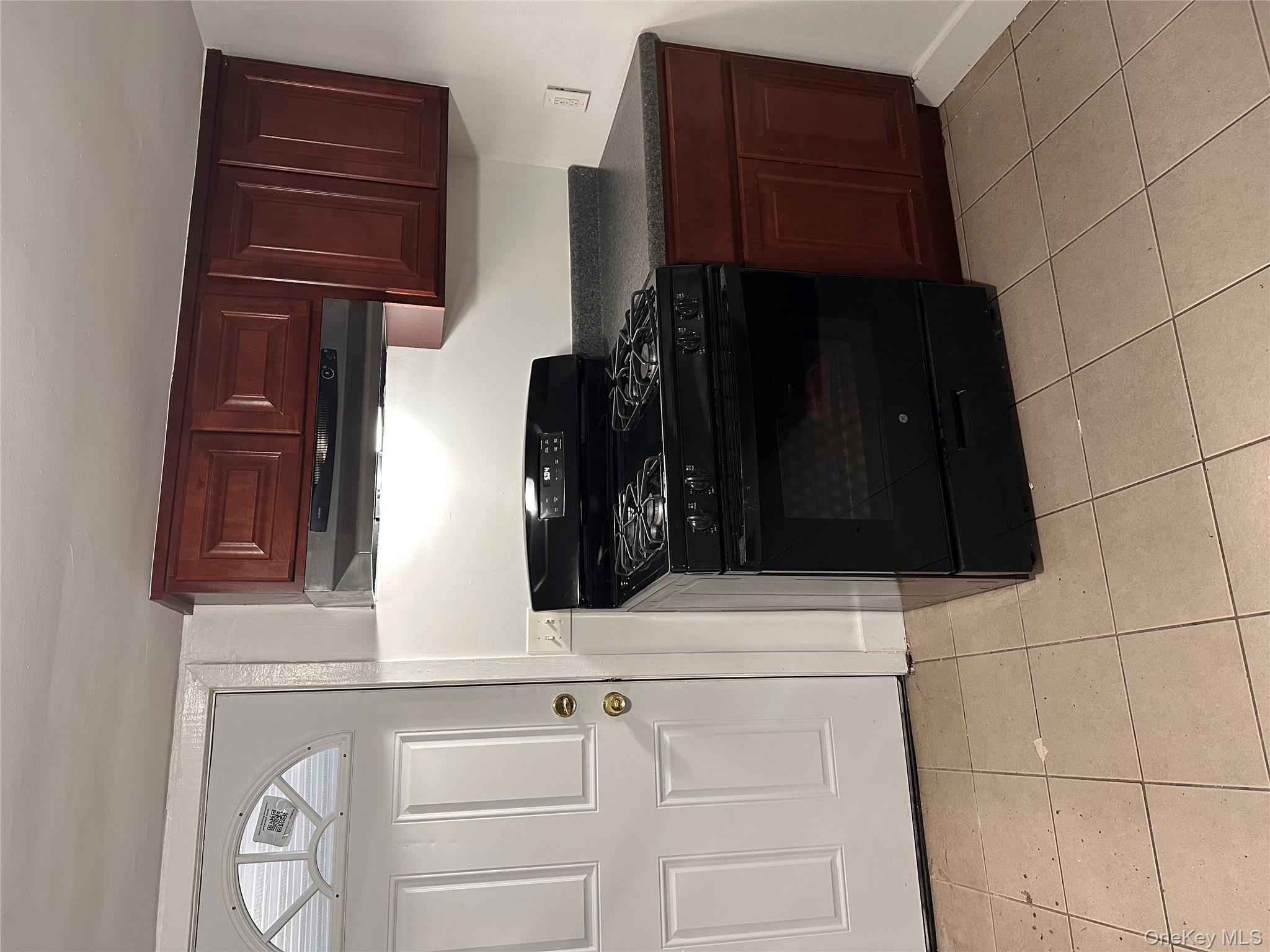 #6 photo, 4 Oakley Street, Montgomery , NY 12549