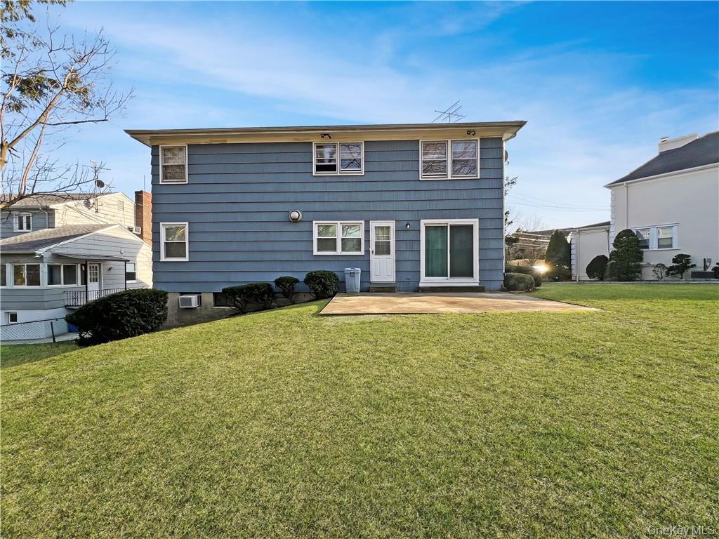 #9 photo, 202 Park Avenue, Harrison , NY 10528