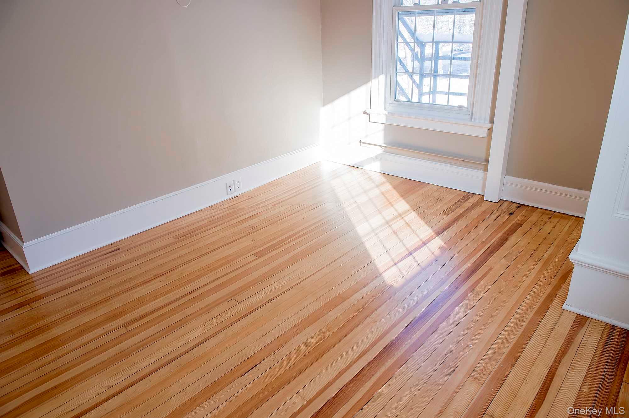 #11 photo, 3212 FRANKLIN Avenue, Millbrook , NY 12545