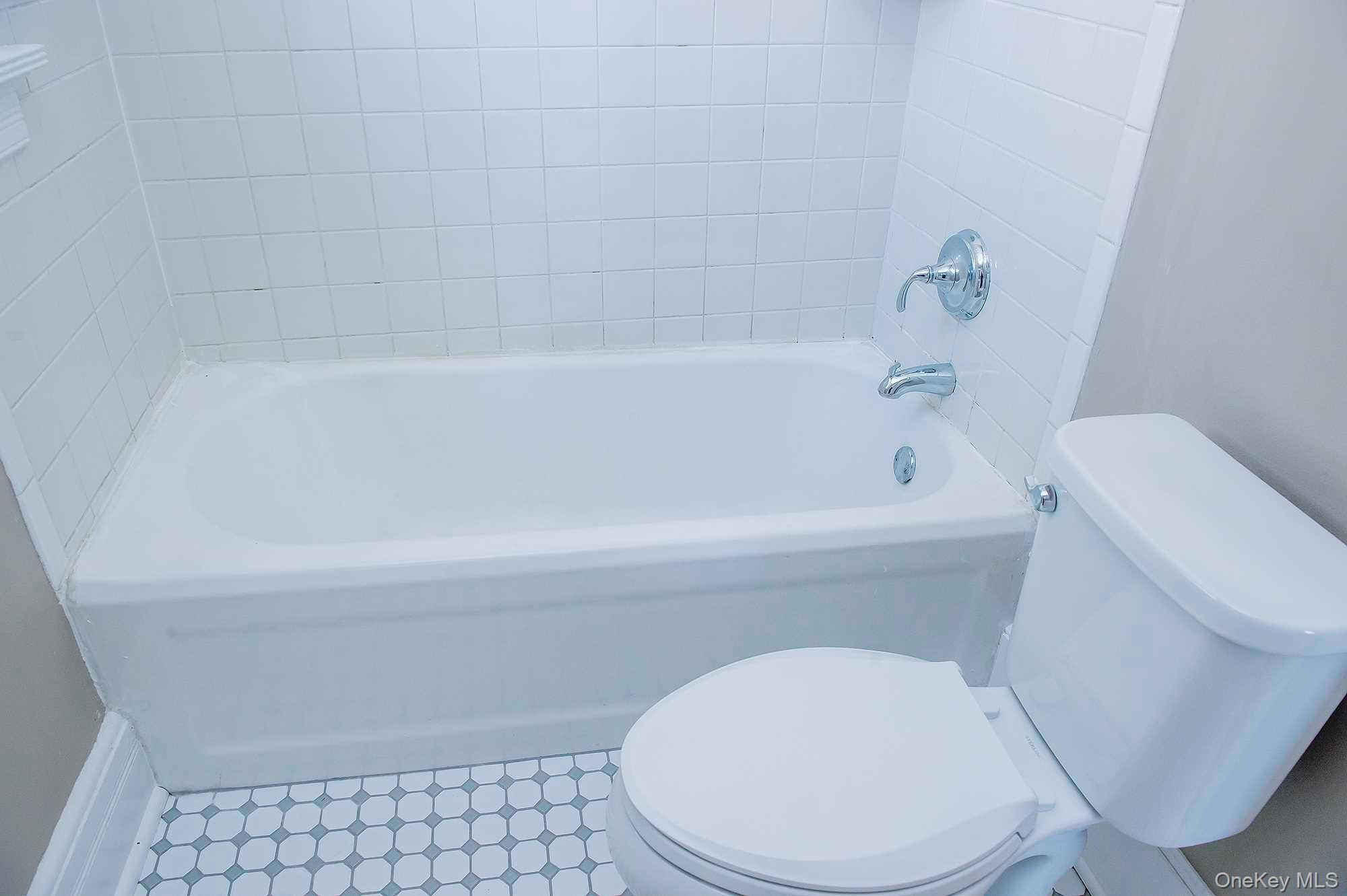 #20 photo, 3212 FRANKLIN Avenue, Millbrook , NY 12545