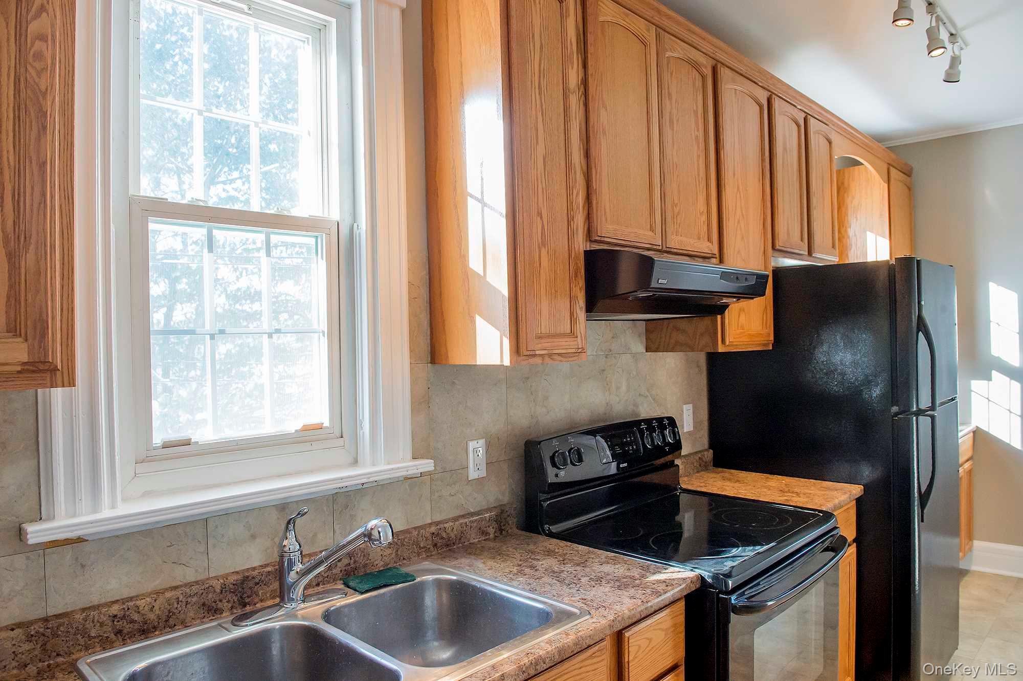 #6 photo, 3212 FRANKLIN Avenue, Millbrook , NY 12545