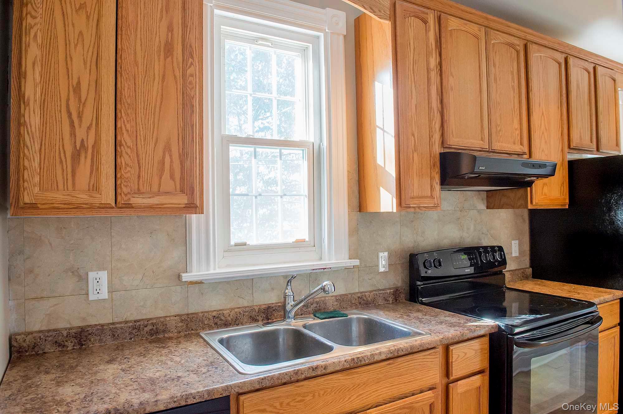 #7 photo, 3212 FRANKLIN Avenue, Millbrook , NY 12545