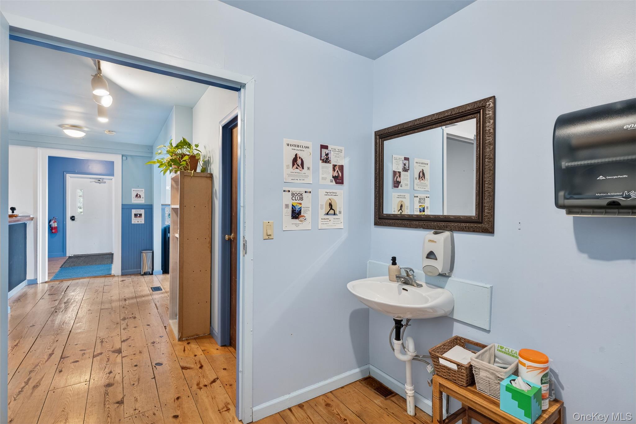 #13 photo, 3588 Main Street, Stone Ridge , NY 12484