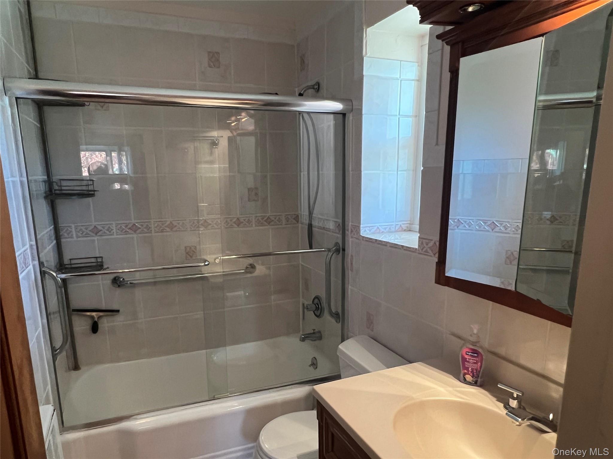 #11 photo, 855 Palisade Avenue, Yonkers , NY 10703