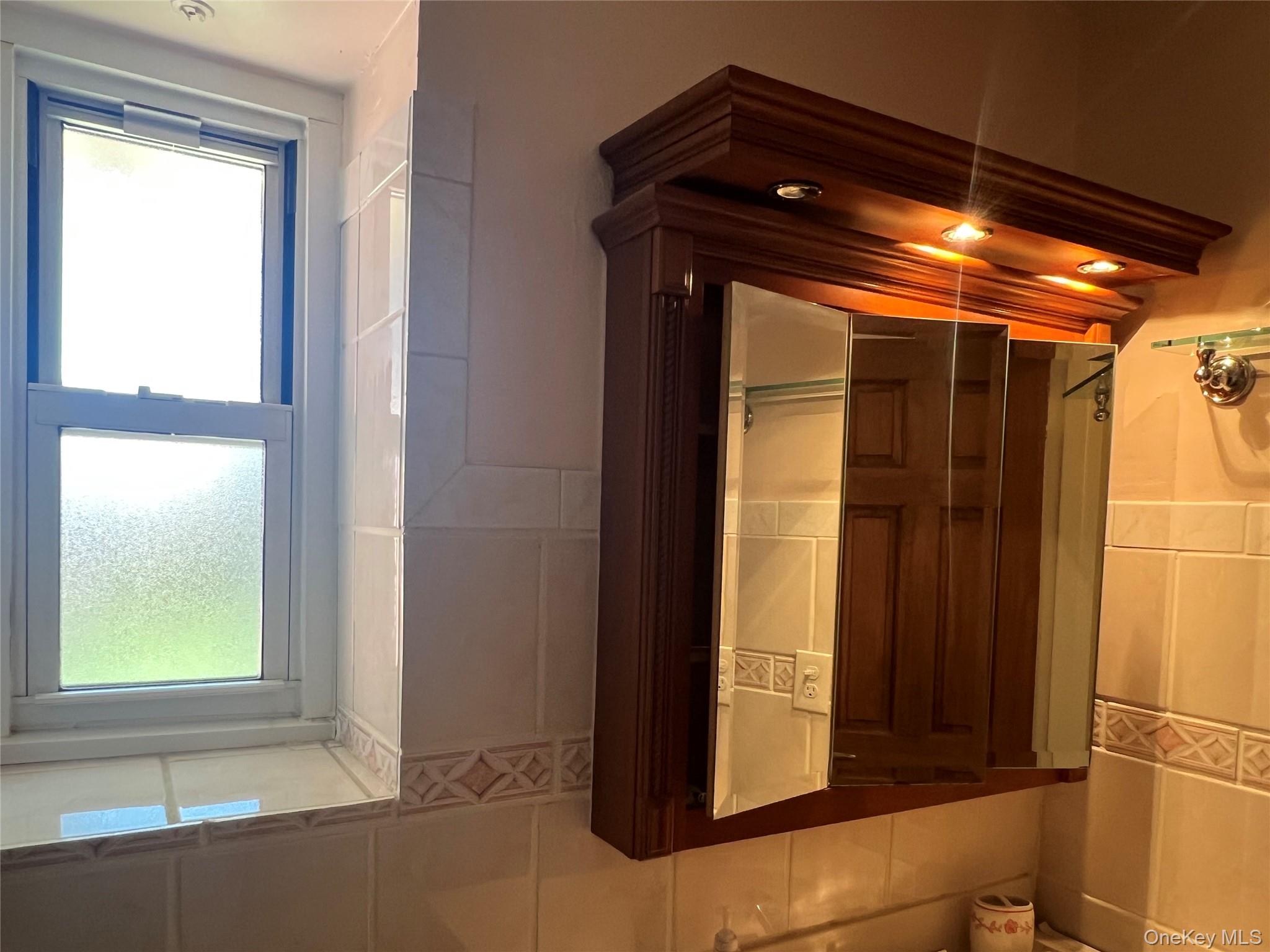 #13 photo, 855 Palisade Avenue, Yonkers , NY 10703