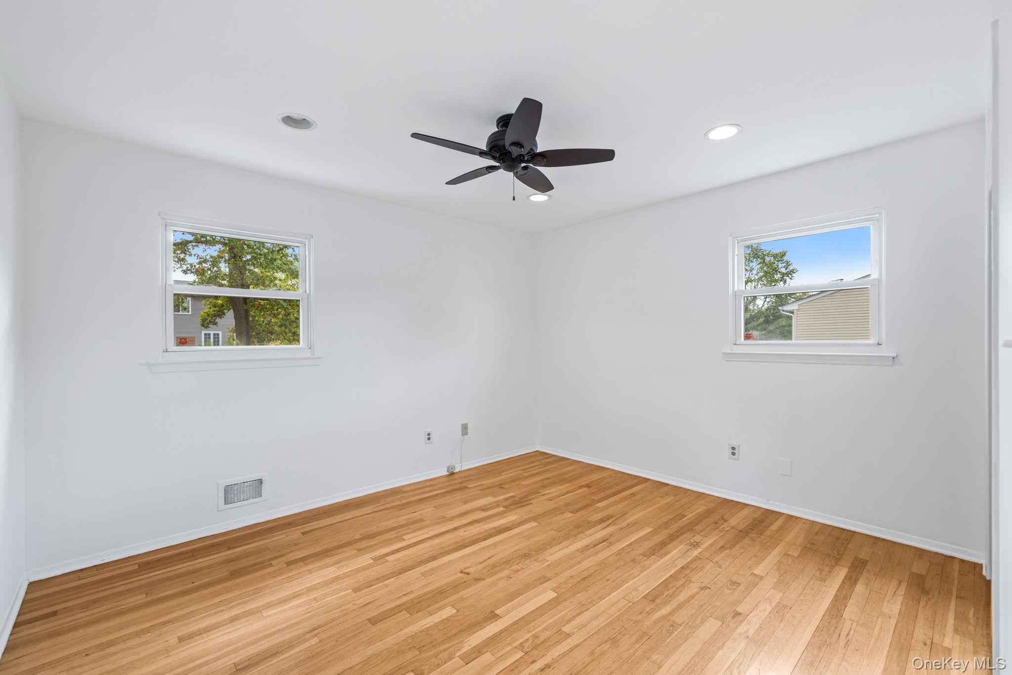 #18 photo, 3 Hollis Street, Orangeburg , NY 10962