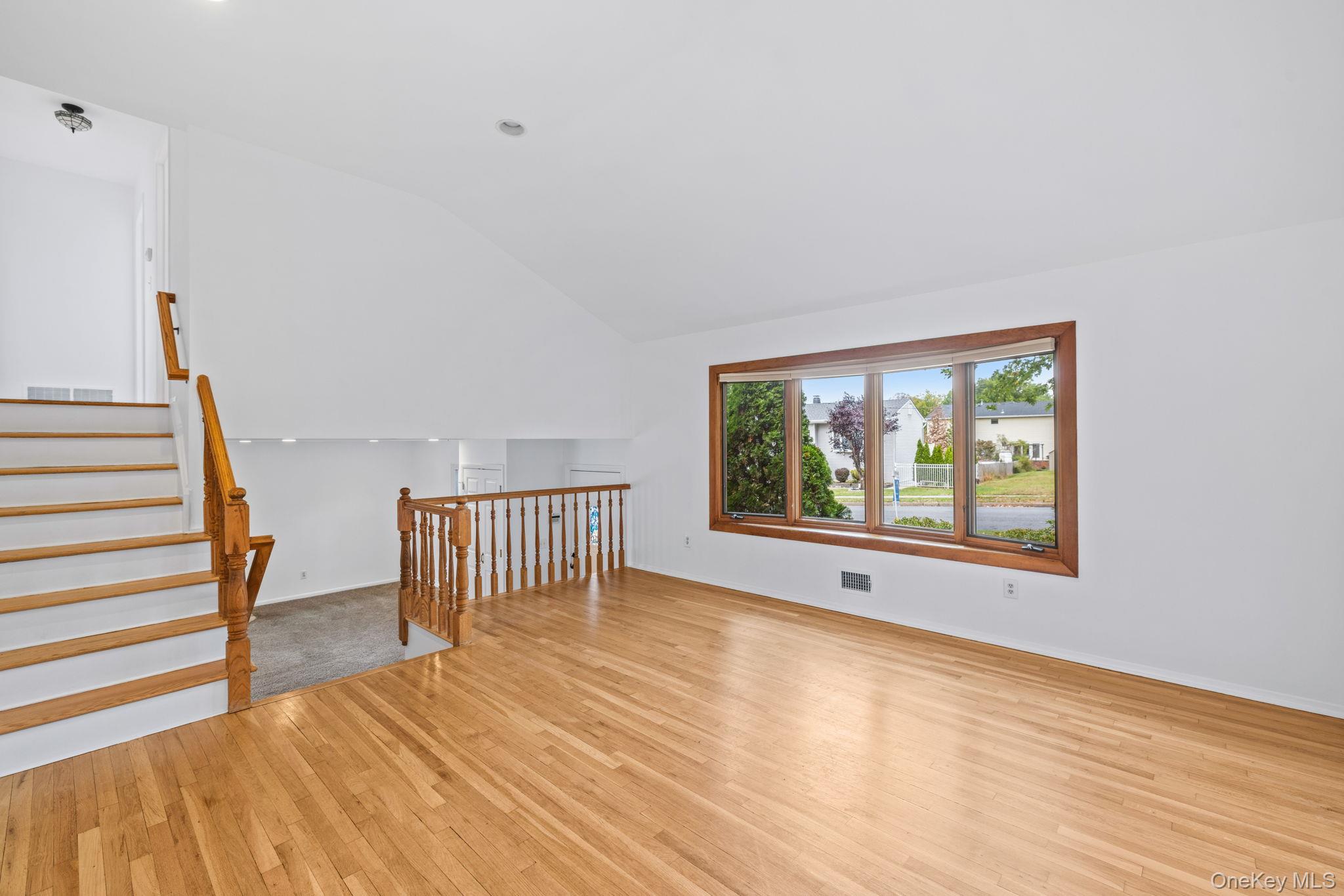 #8 photo, 3 Hollis Street, Orangeburg , NY 10962