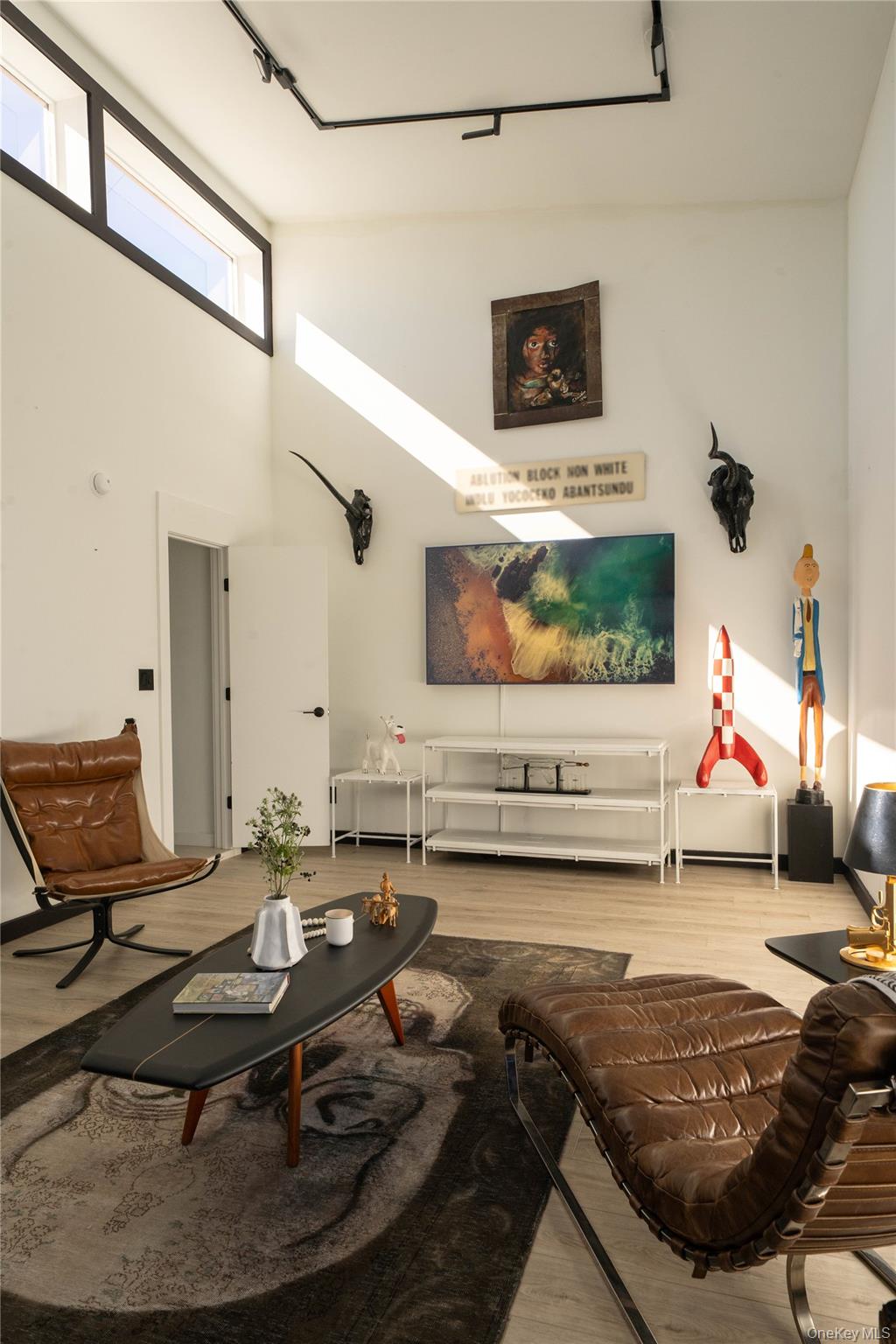 #18 photo, 522 Warren Street, Hudson , NY 12534