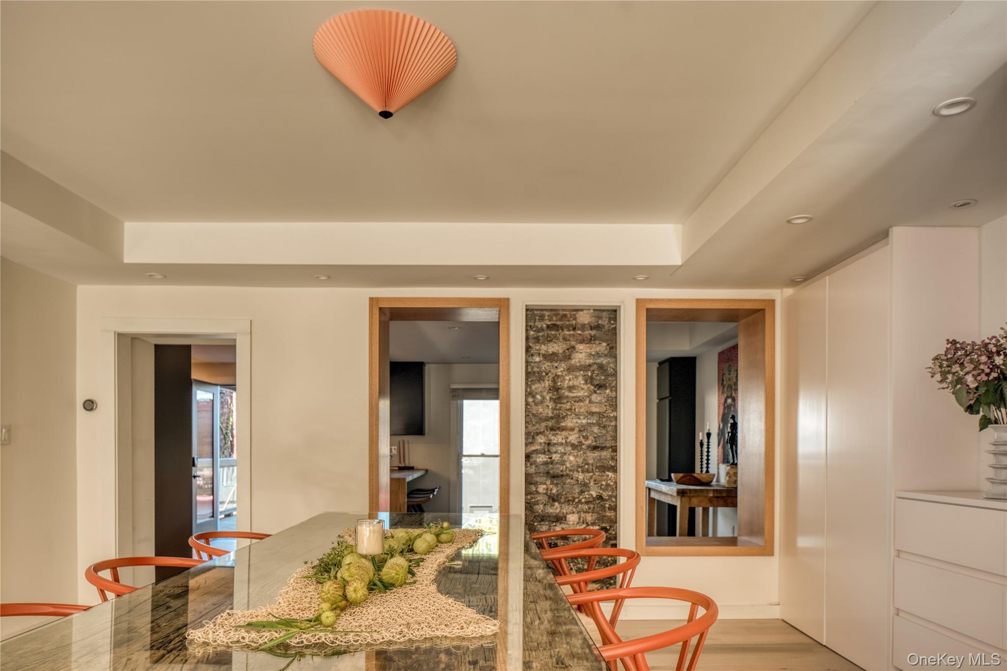 #5 photo, 522 Warren Street, Hudson , NY 12534