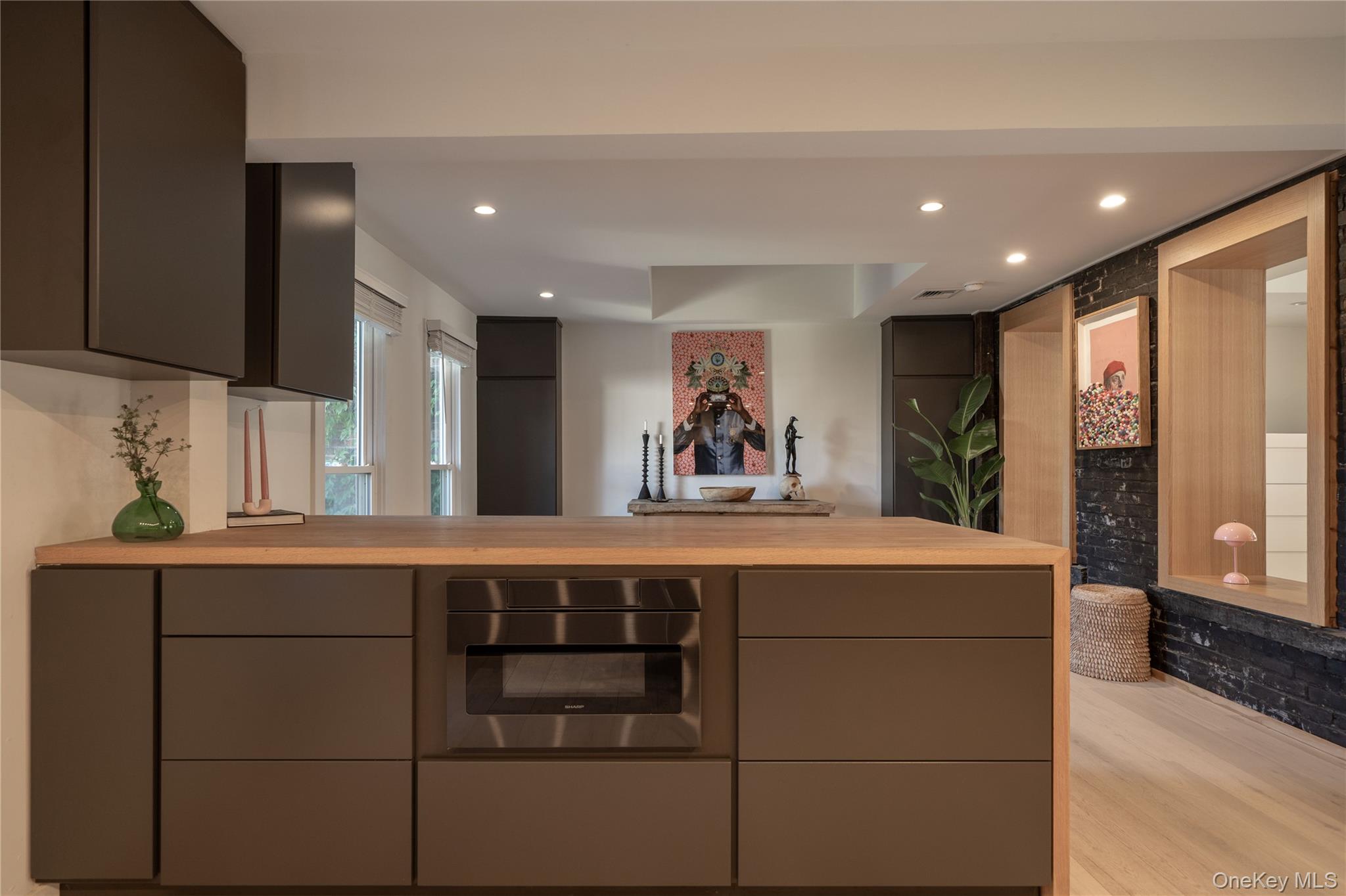 #6 photo, 522 Warren Street, Hudson , NY 12534