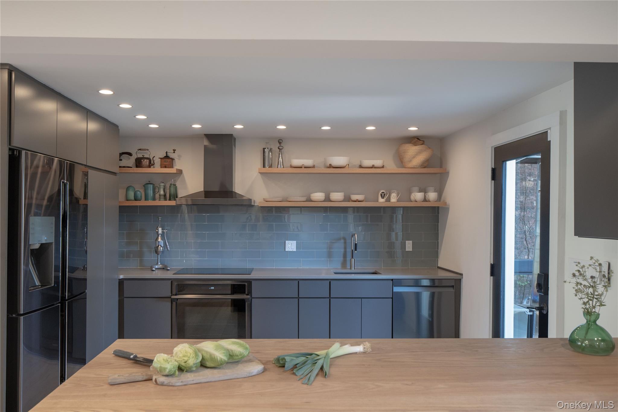 #7 photo, 522 Warren Street, Hudson , NY 12534