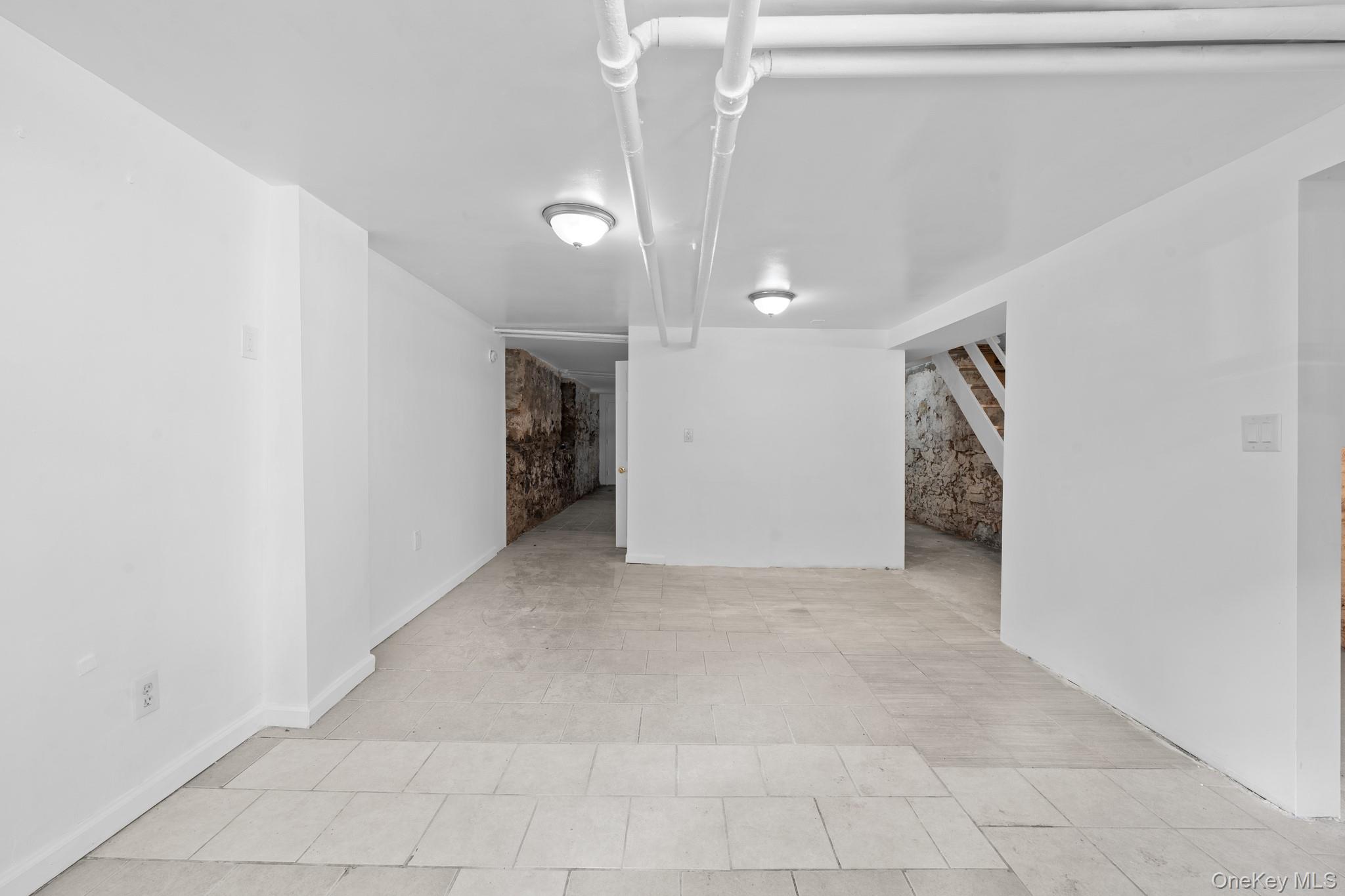 #20 photo, 2249 Hughes Avenue, ブロンクス区 Bronx , NY 10457