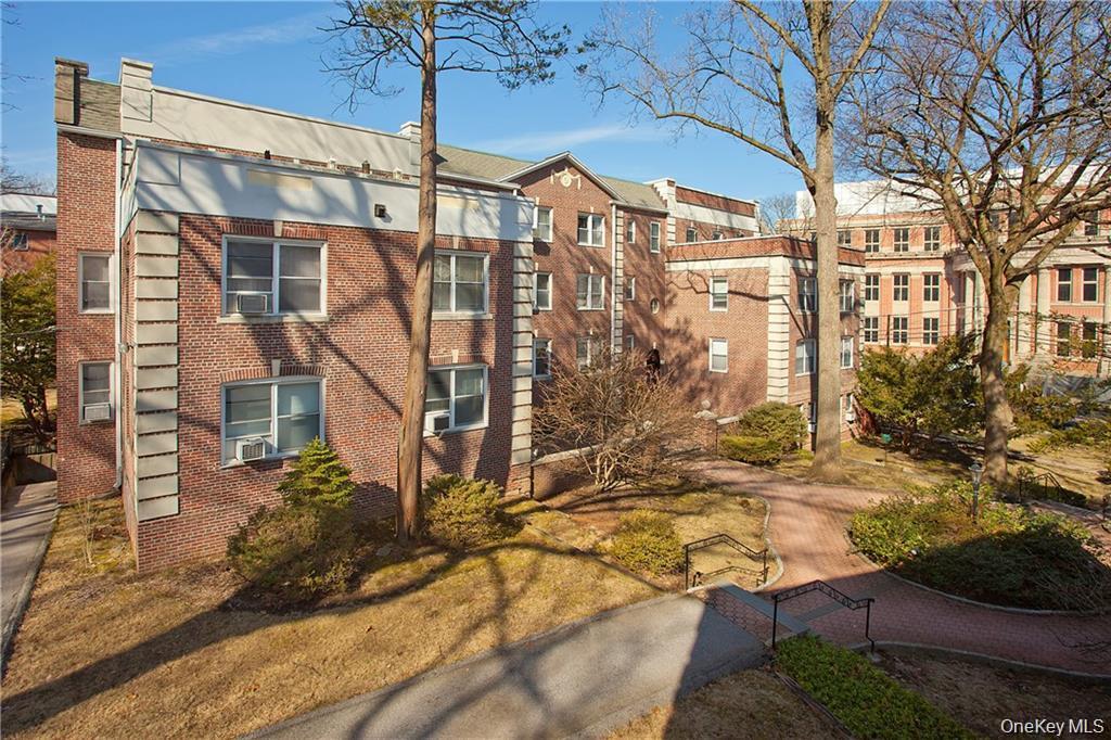 #2 photo, 766 Palmer Road, ブロンクス区 Bronxville , NY 10708