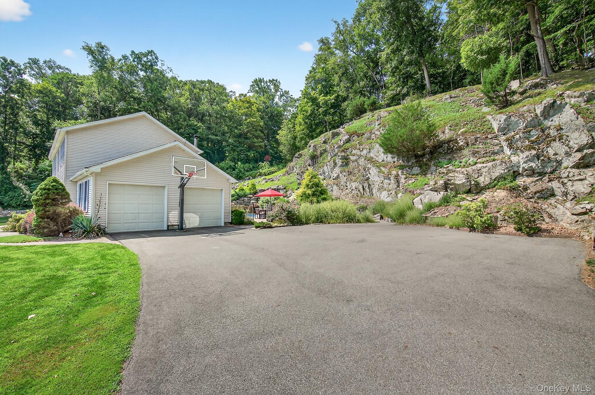 #20 photo, 23 Barrett Pond Road Road, Cold Spring , NY 10516