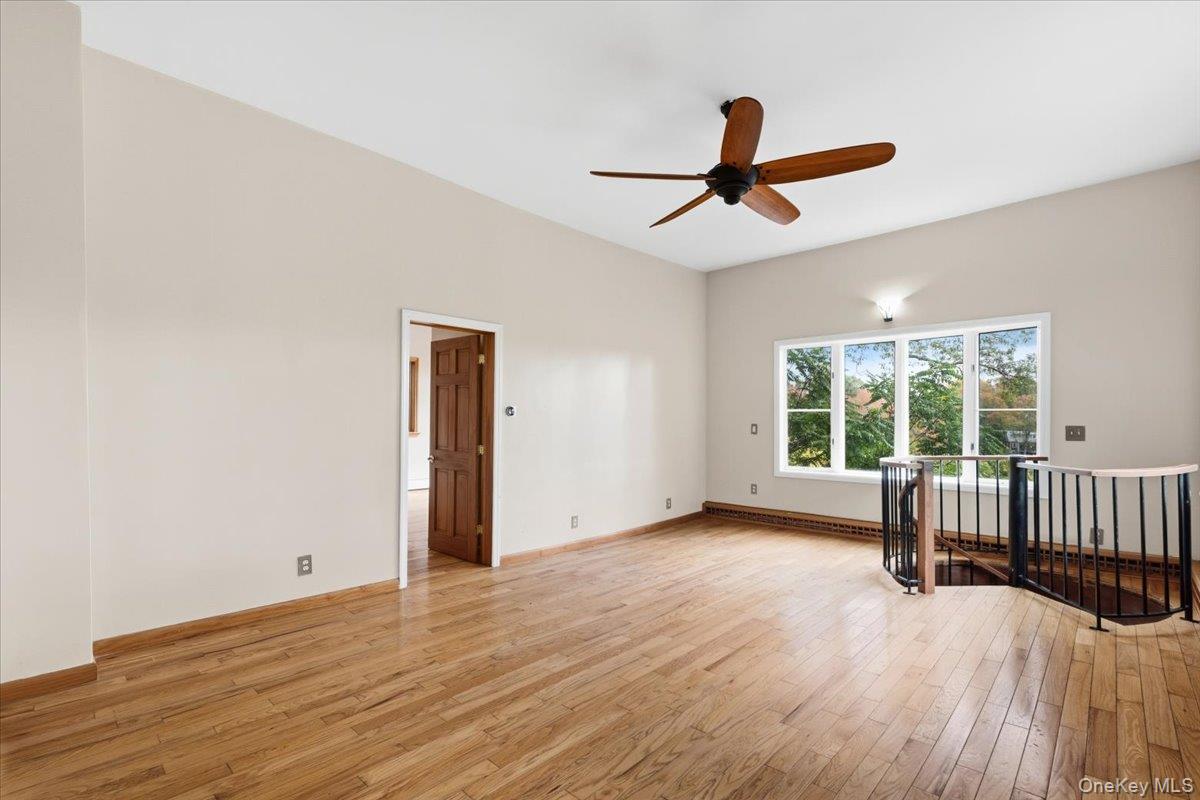 #12 photo, 333 Lake Drive, Lake Peekskill , NY 10537