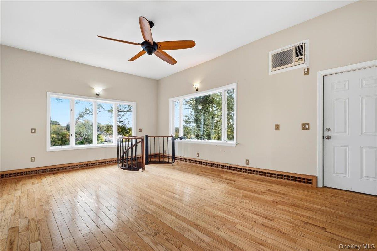 #13 photo, 333 Lake Drive, Lake Peekskill , NY 10537