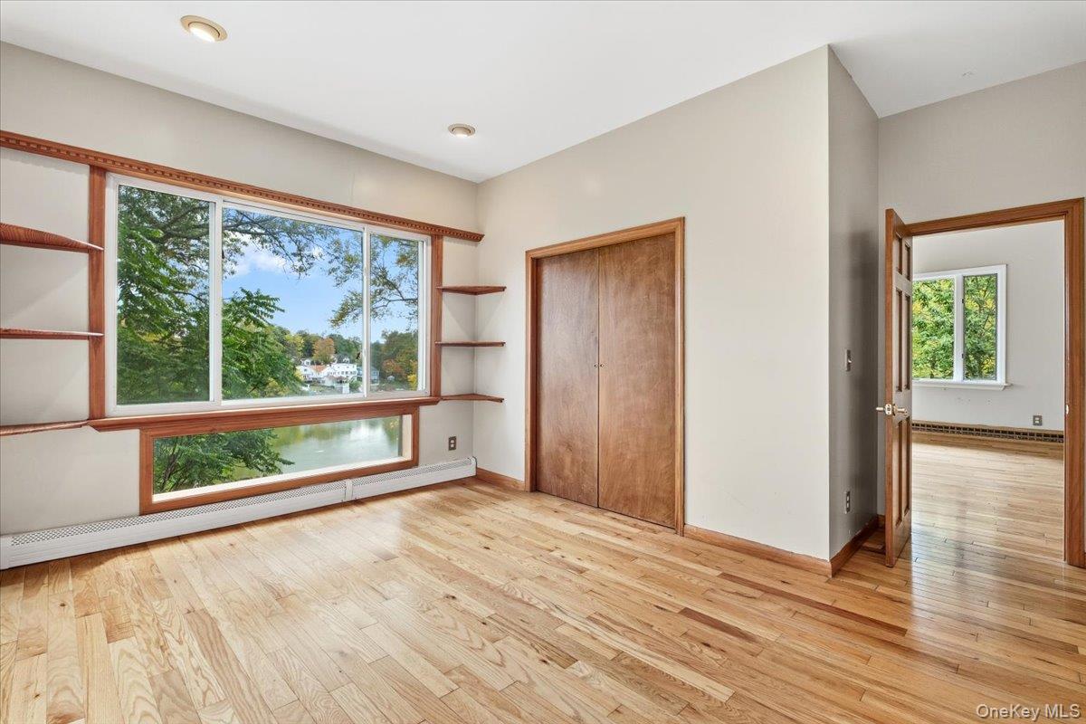 #18 photo, 333 Lake Drive, Lake Peekskill , NY 10537