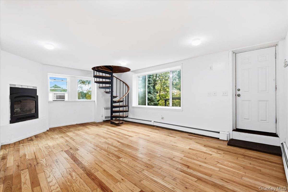 #2 photo, 333 Lake Drive, Lake Peekskill , NY 10537