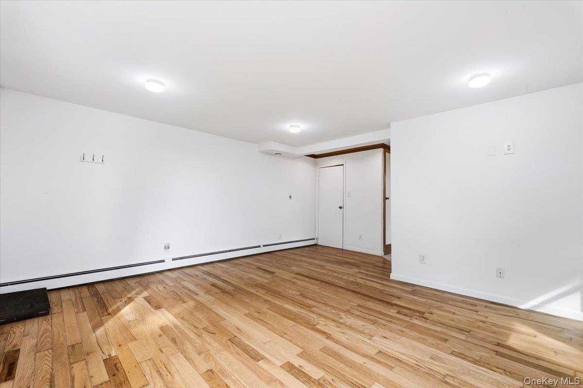 #4 photo, 333 Lake Drive, Lake Peekskill , NY 10537